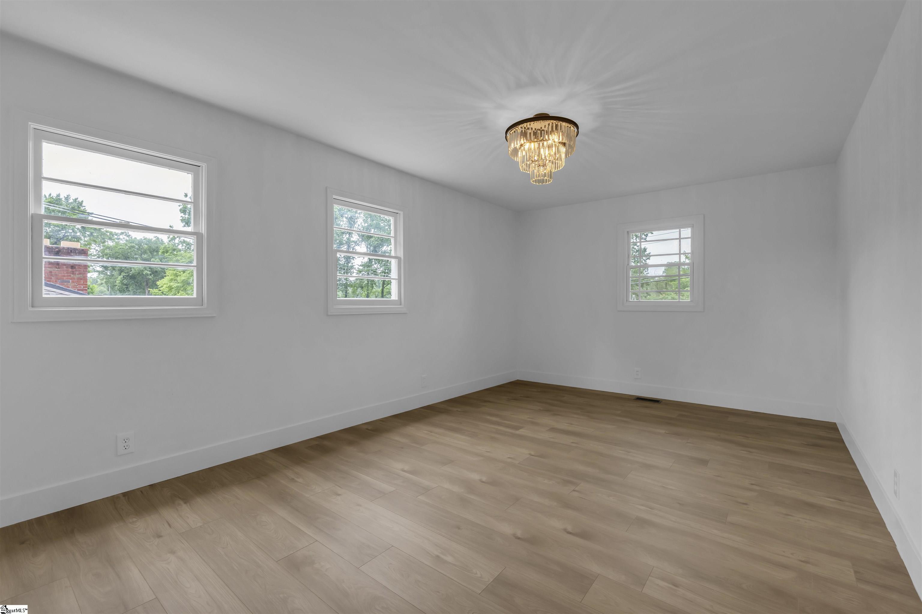 103 Longwood Drive Taylors, SC 29687