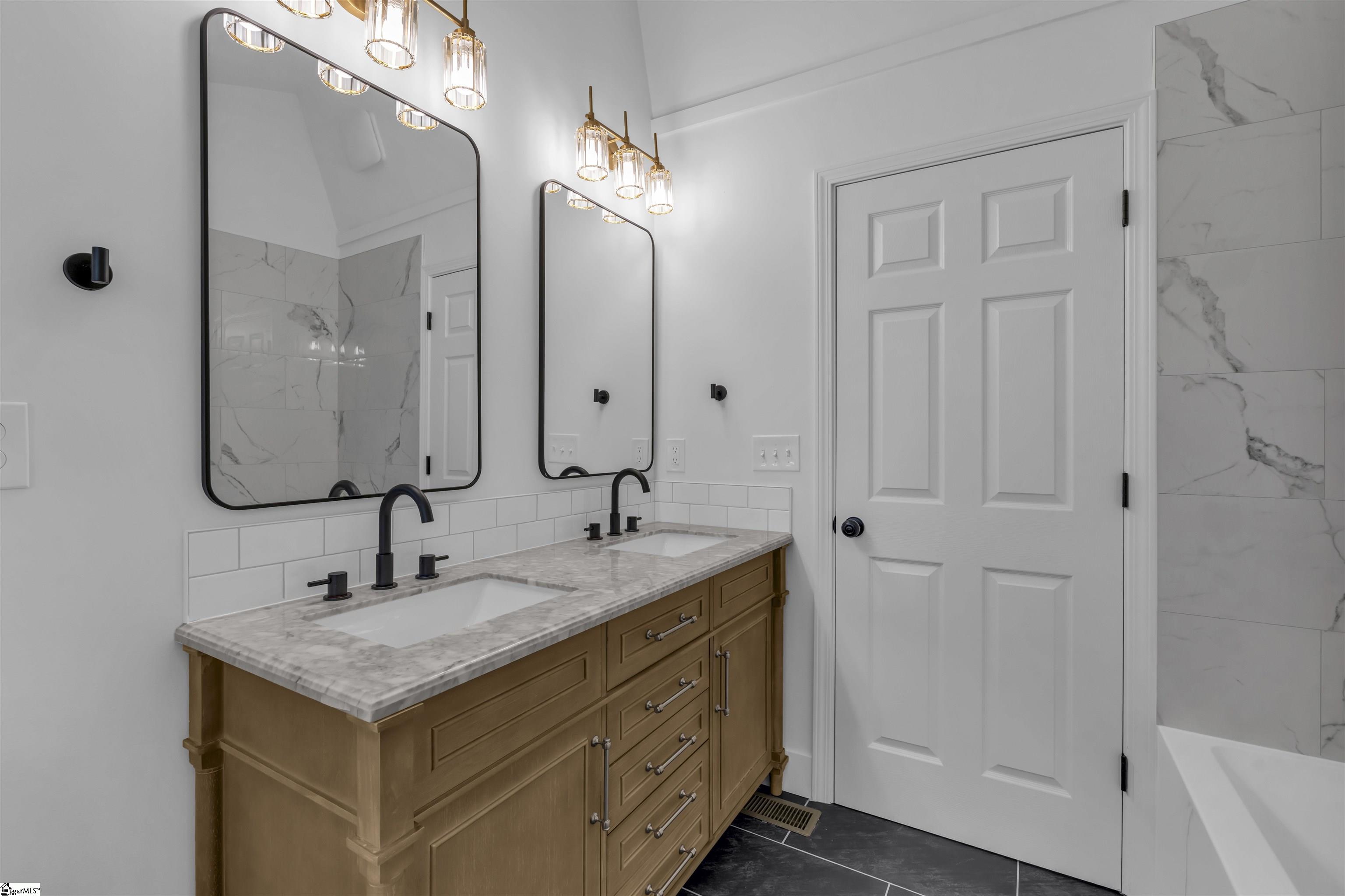 103 Longwood Drive Taylors, SC 29687