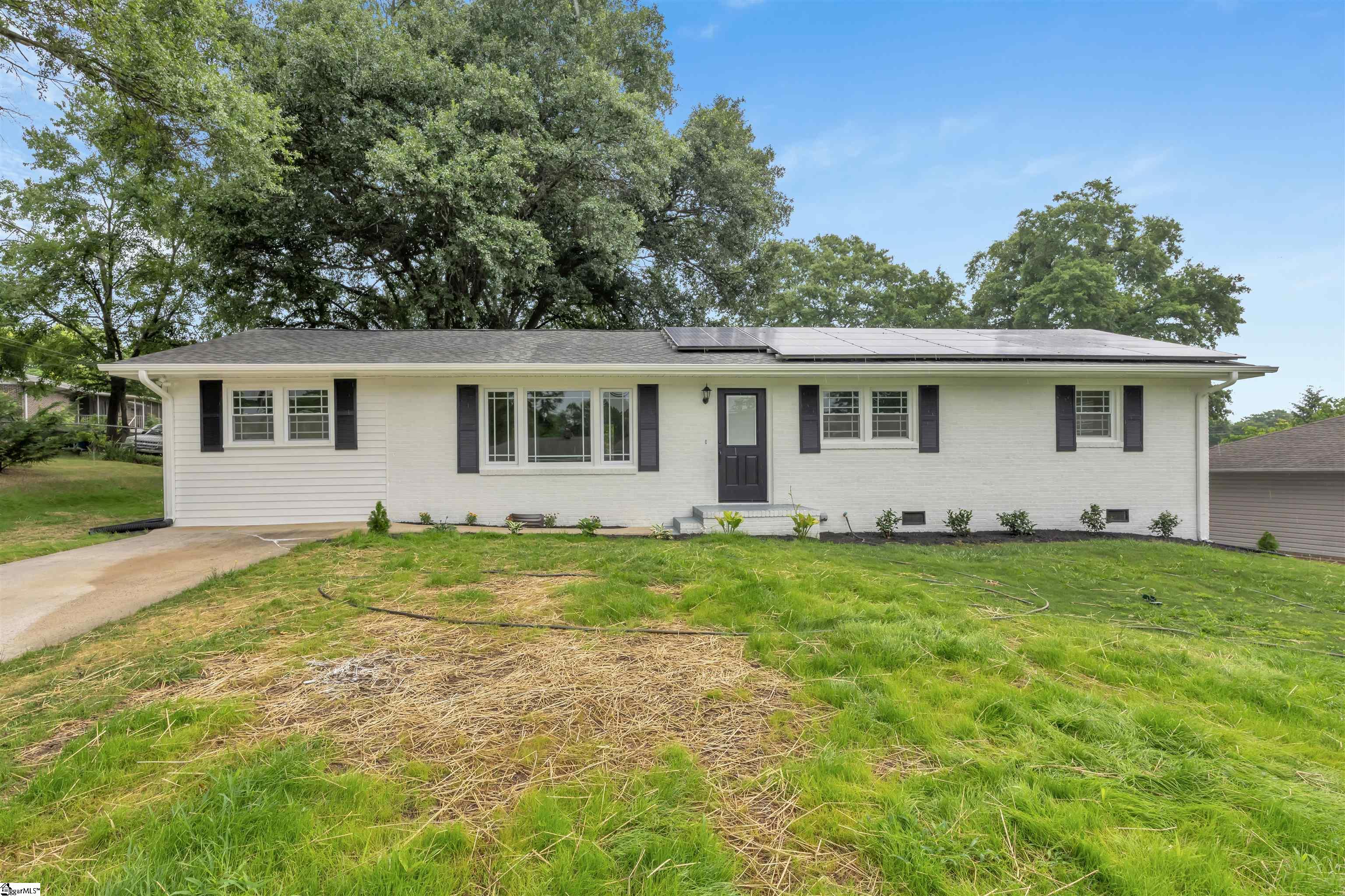 103 Longwood Drive Taylors, SC 29687