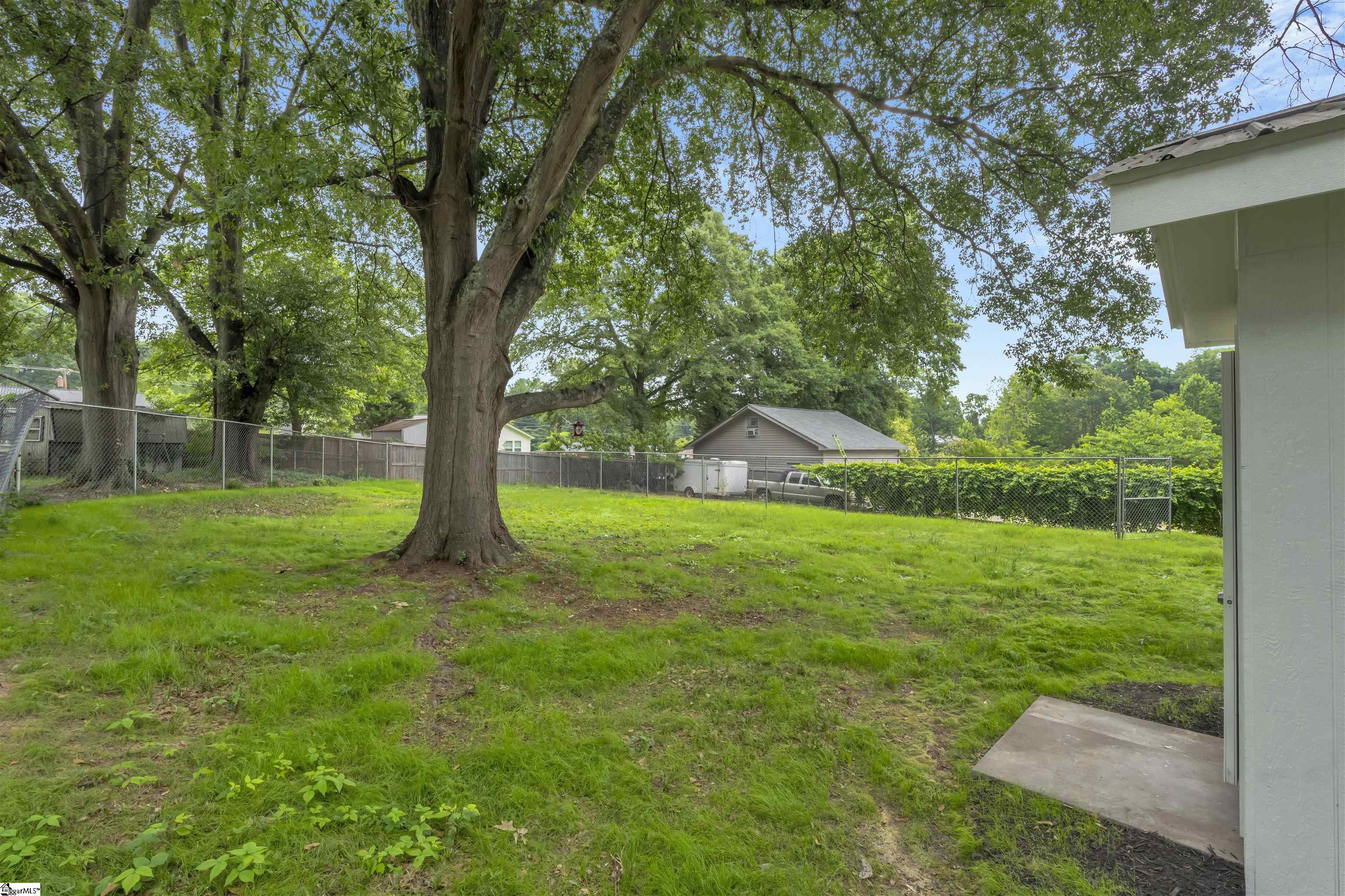 103 Longwood Drive Taylors, SC 29687