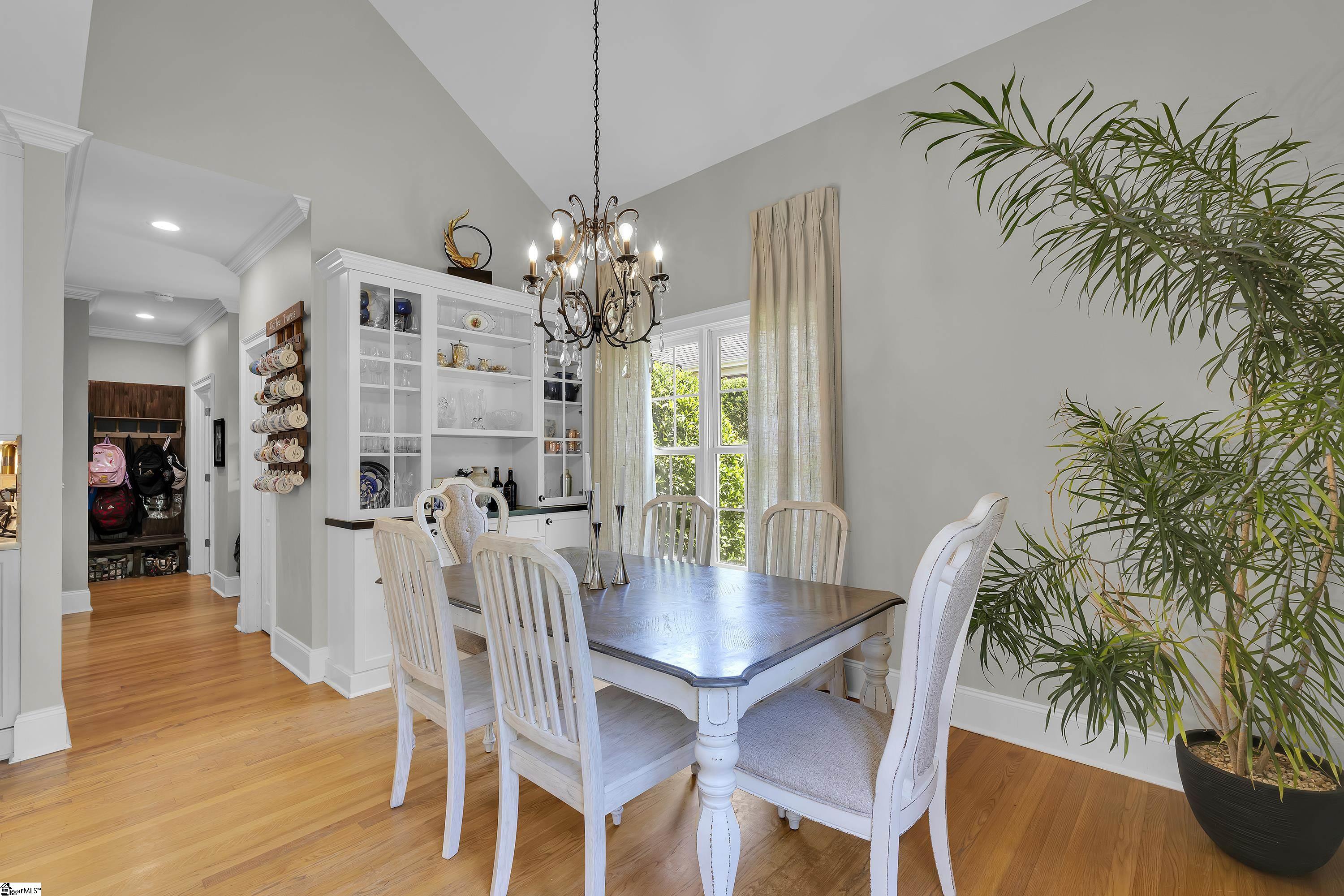 204 Parkside Drive Simpsonville, SC 29681
