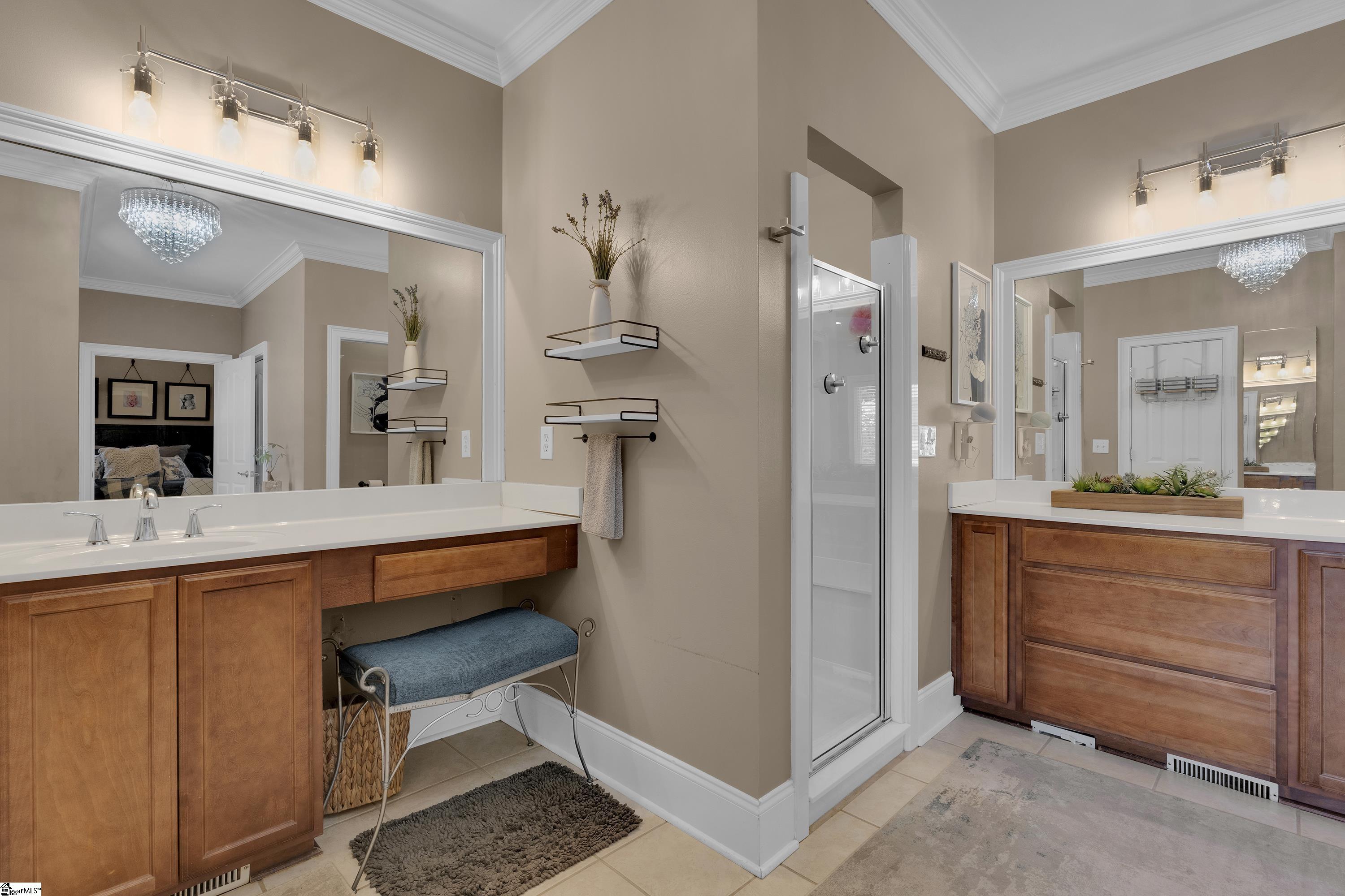204 Parkside Drive Simpsonville, SC 29681