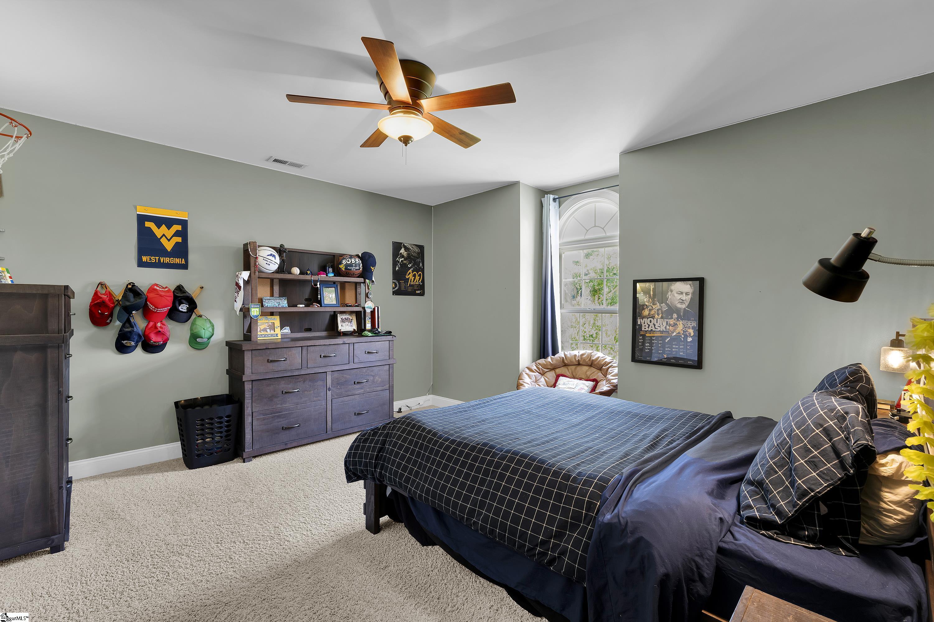 204 Parkside Drive Simpsonville, SC 29681