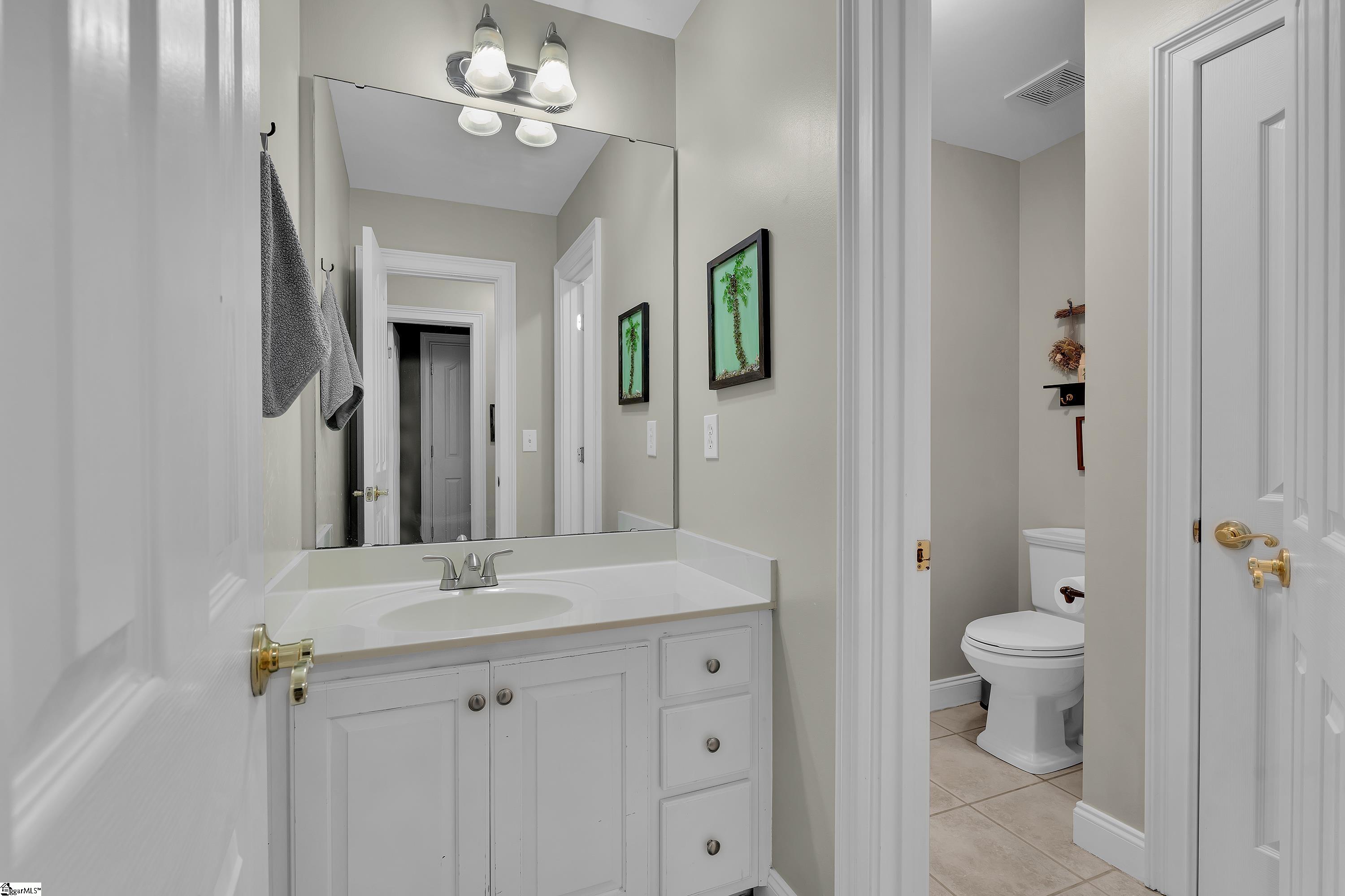 204 Parkside Drive Simpsonville, SC 29681