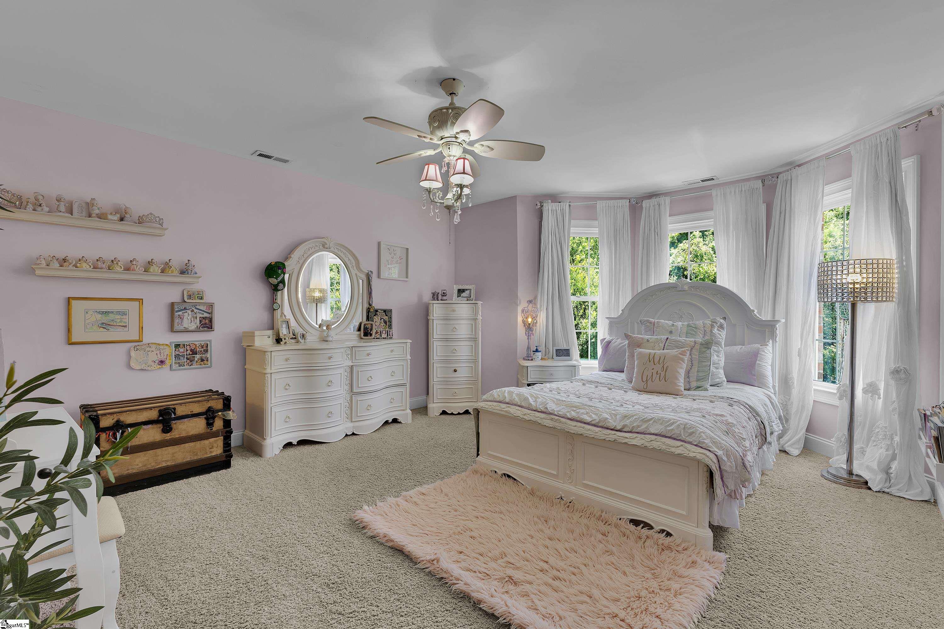 204 Parkside Drive Simpsonville, SC 29681