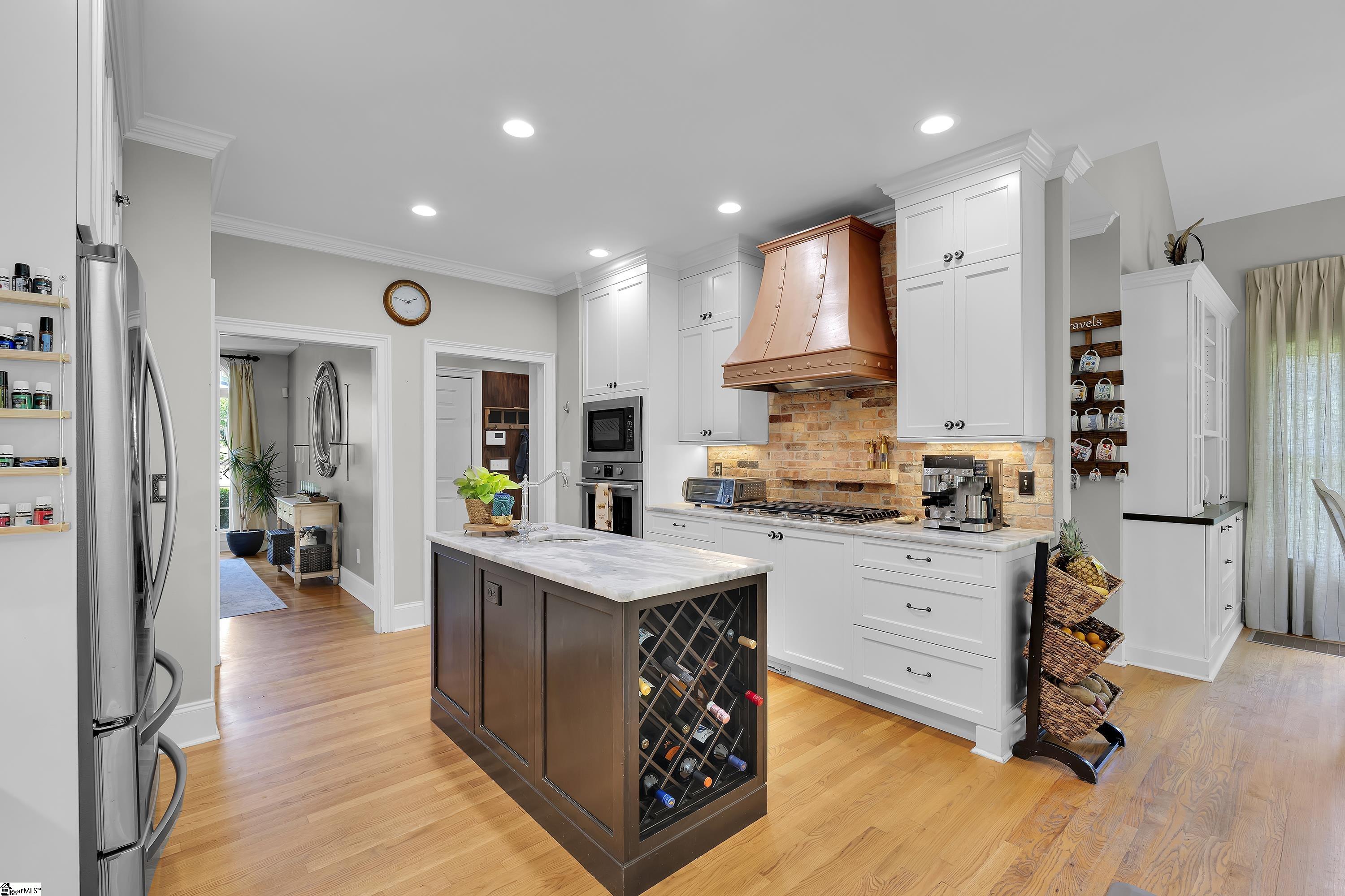 204 Parkside Drive Simpsonville, SC 29681