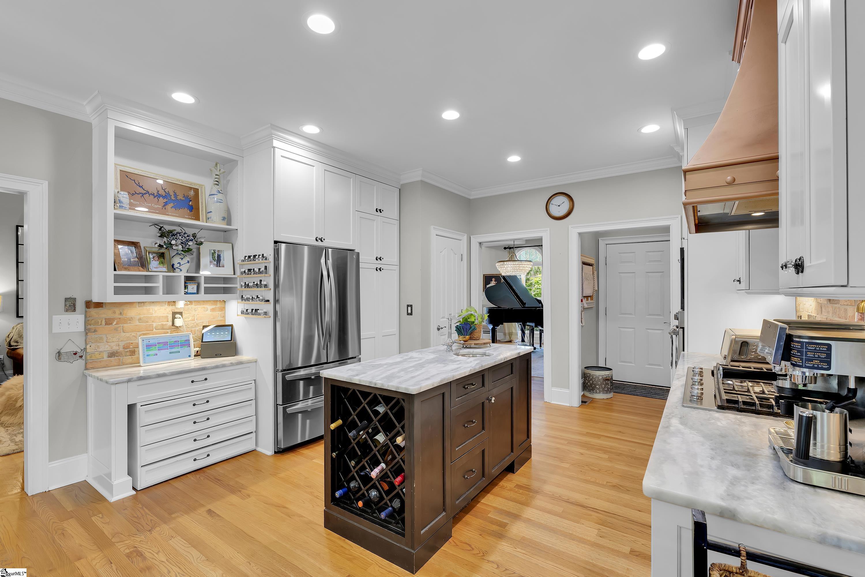 204 Parkside Drive Simpsonville, SC 29681