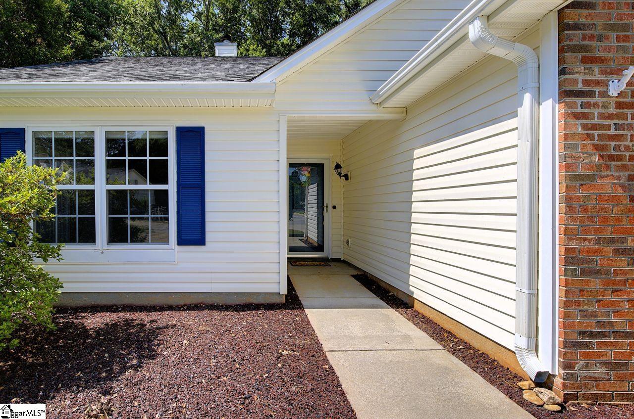 6 Headwater Court Simpsonville, SC 29680