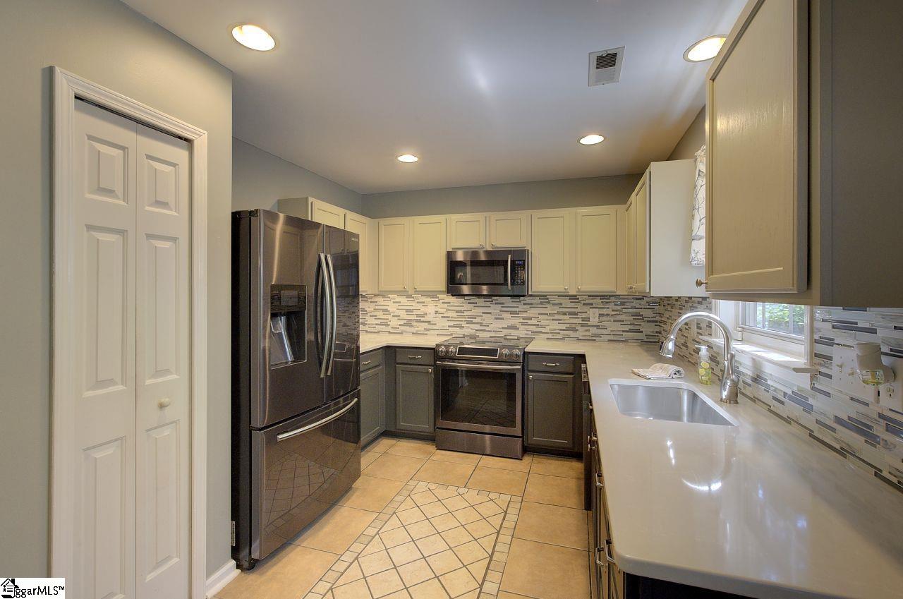 6 Headwater Court Simpsonville, SC 29680