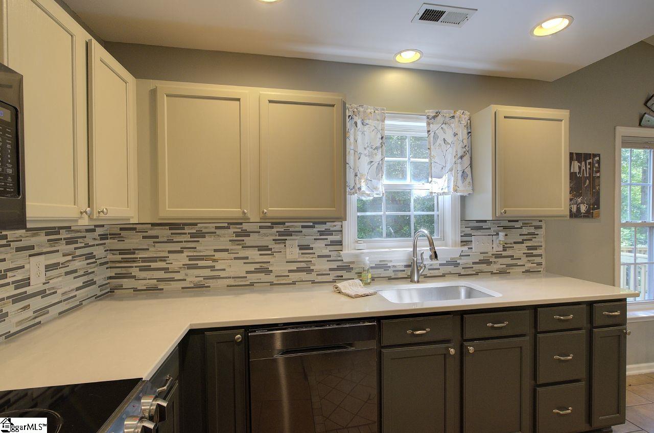 6 Headwater Court Simpsonville, SC 29680