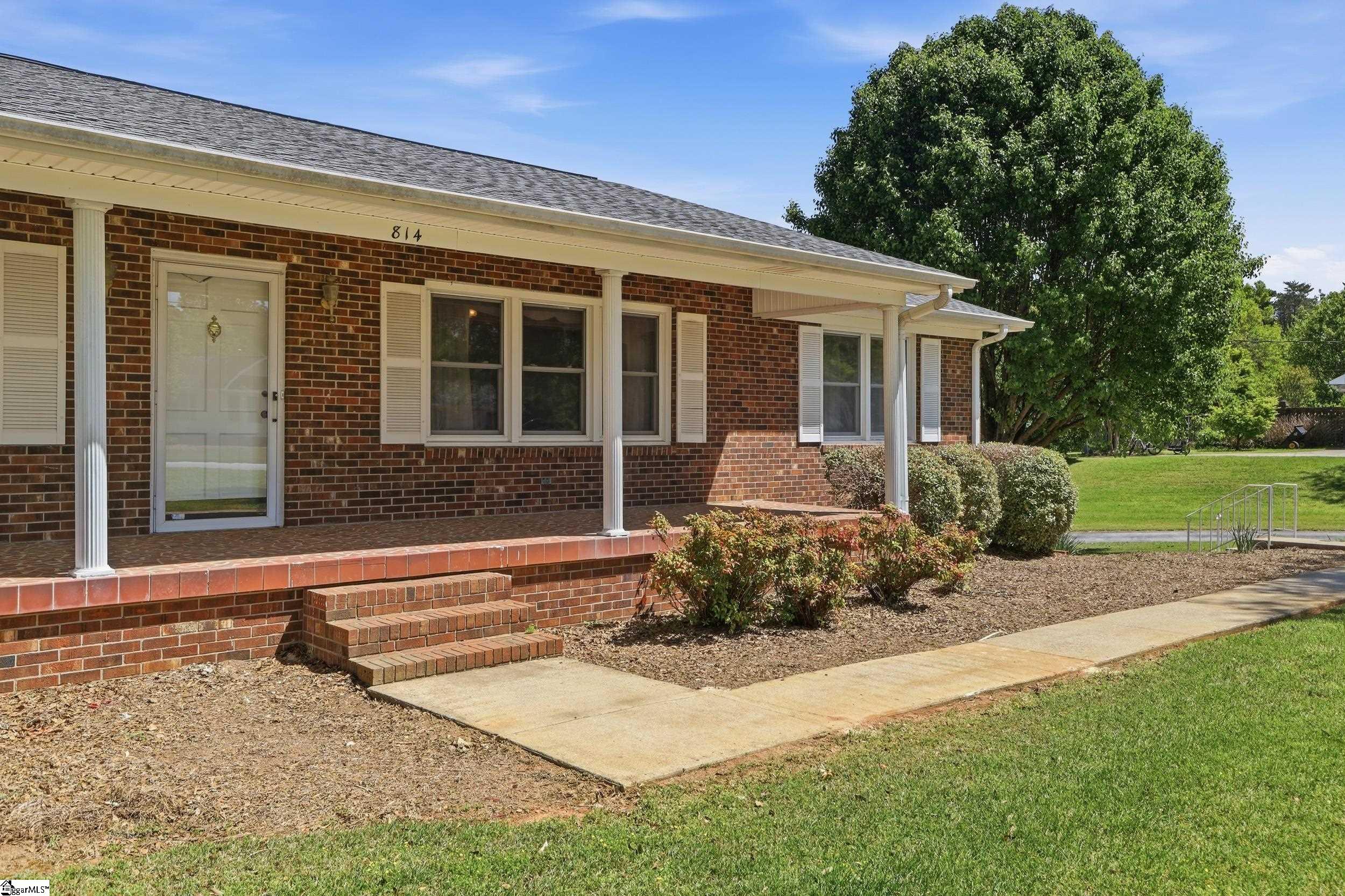 814 Mountain Vew Court Greer, SC 29651
