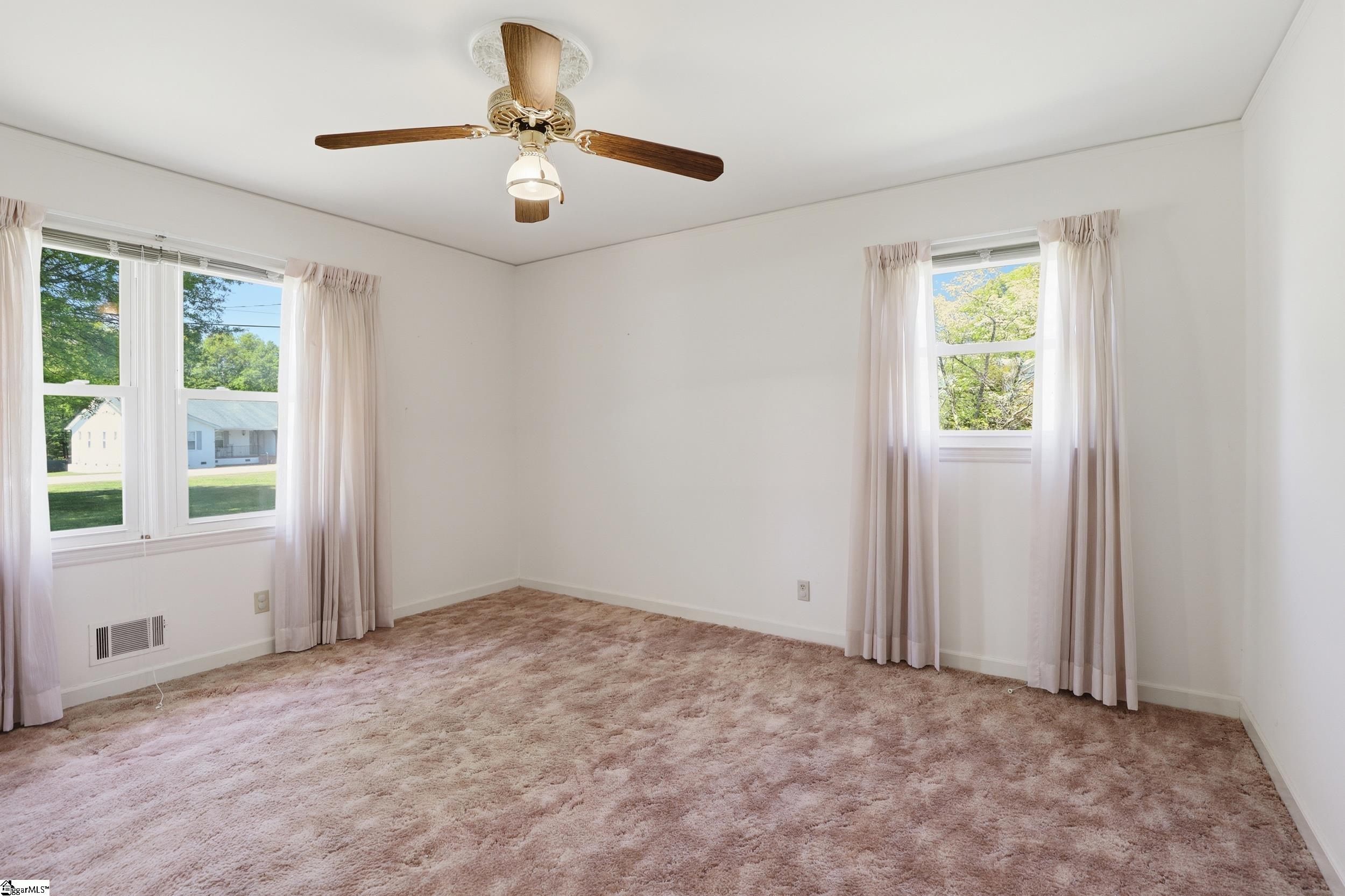 814 Mountain Vew Court Greer, SC 29651