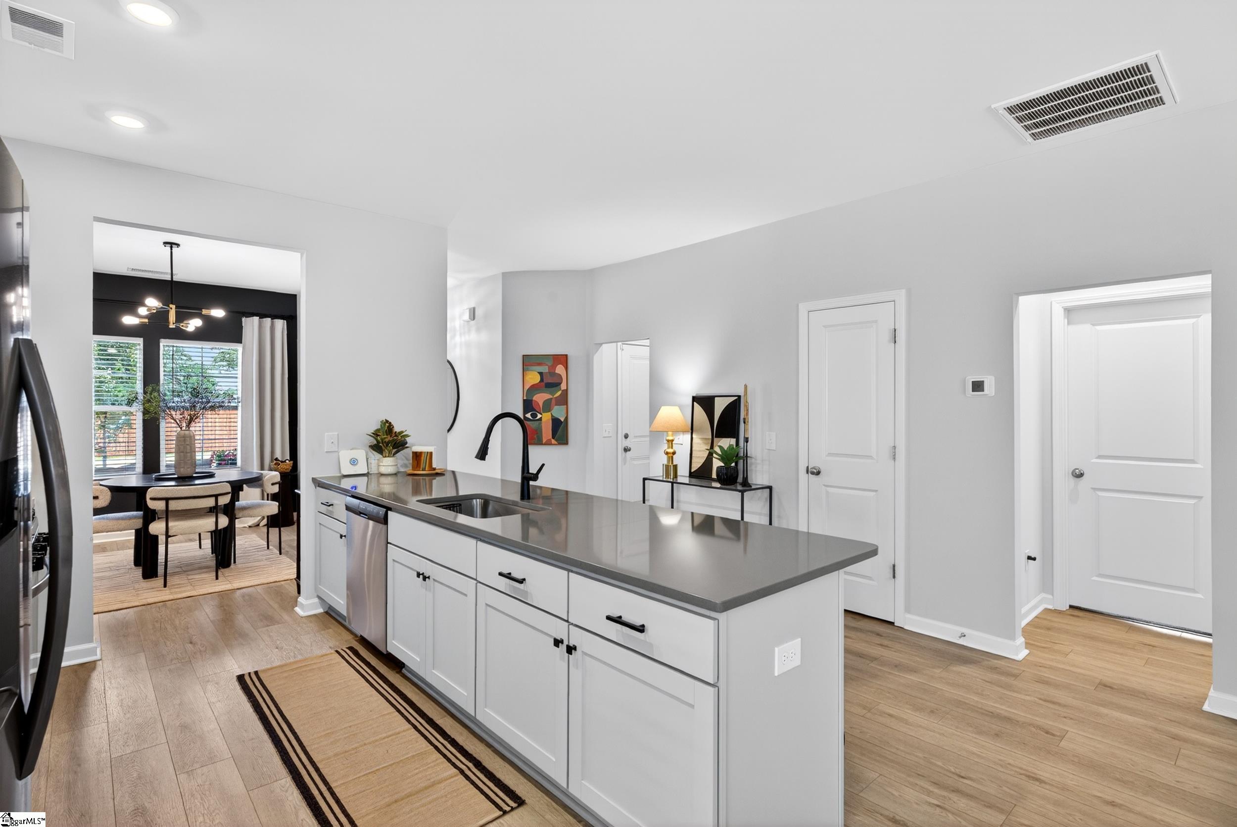 2061 Mayfair Mill Avenue Spartanburg, SC 29301