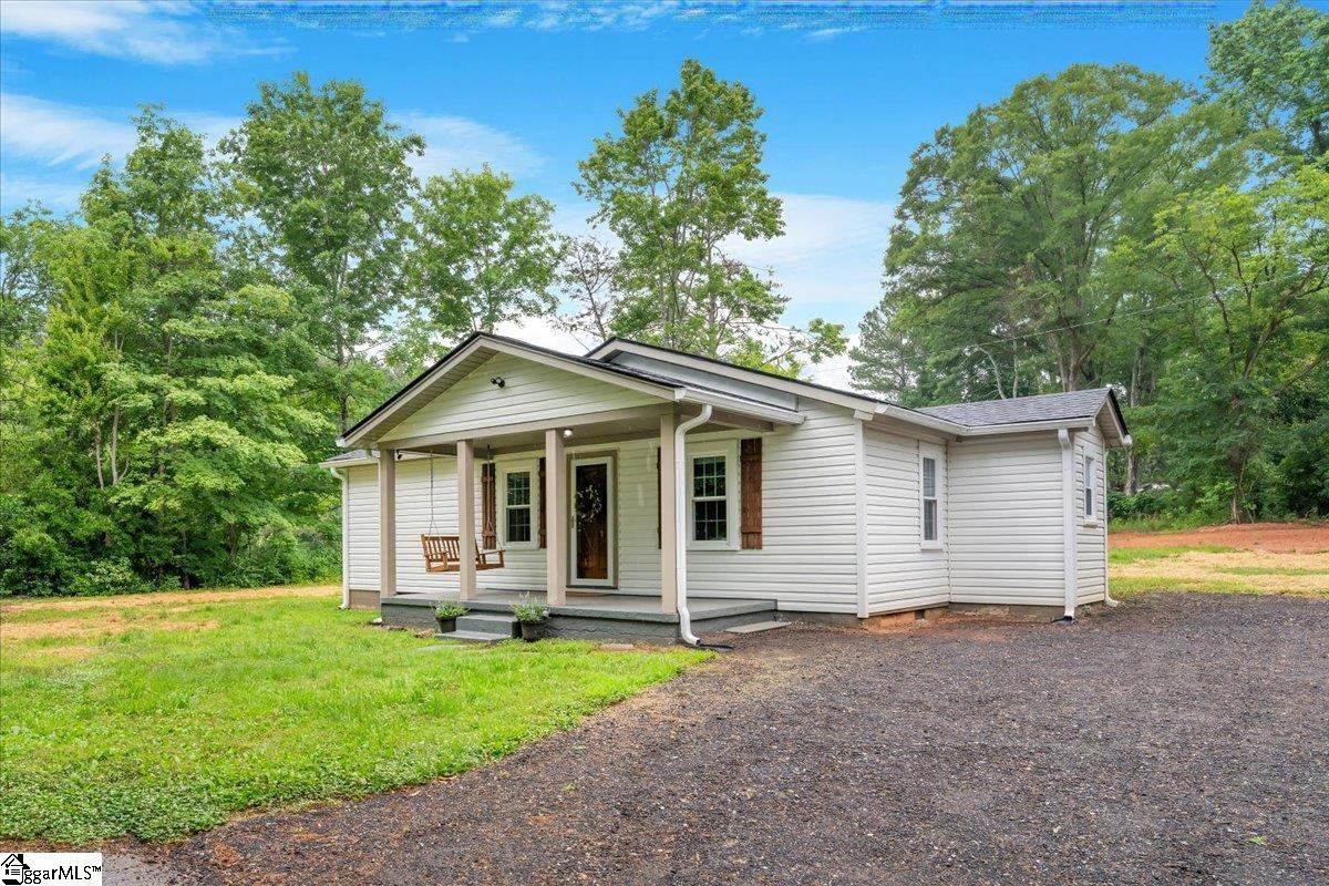 174 Holliday Road Six Mile, SC 29682