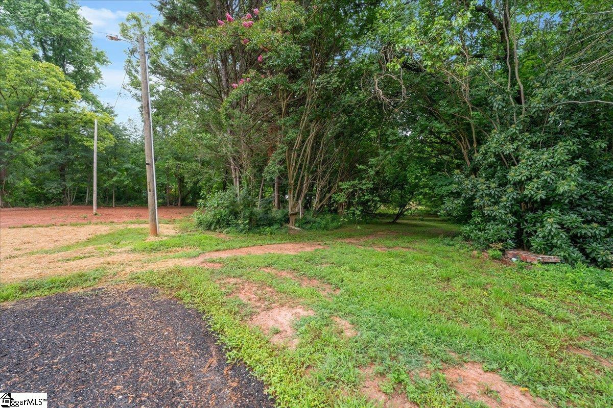 174 Holliday Road Six Mile, SC 29682