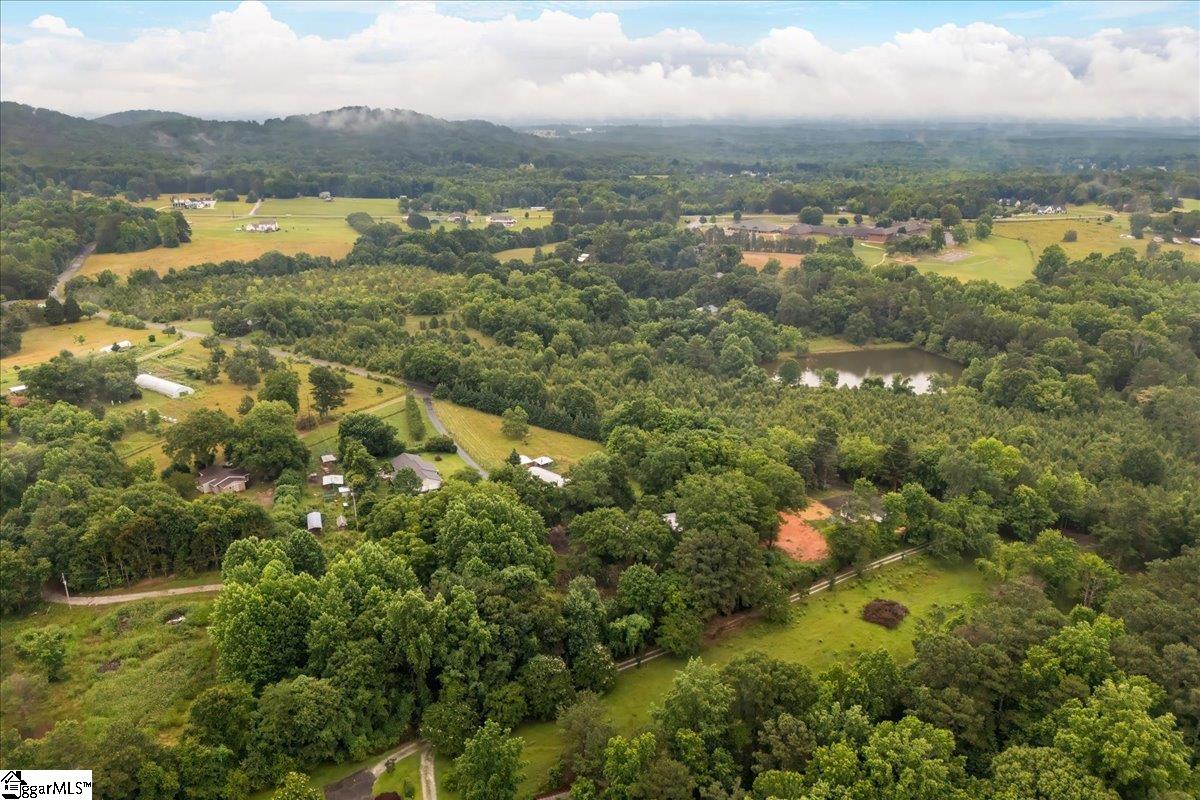174 Holliday Road Six Mile, SC 29682