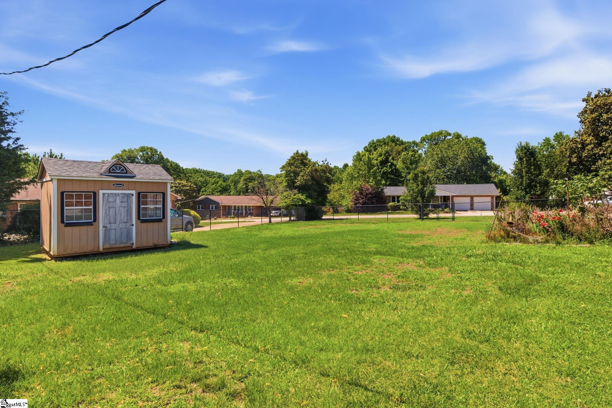 2 Elkhorn Drive Greenville, SC 29617-7425