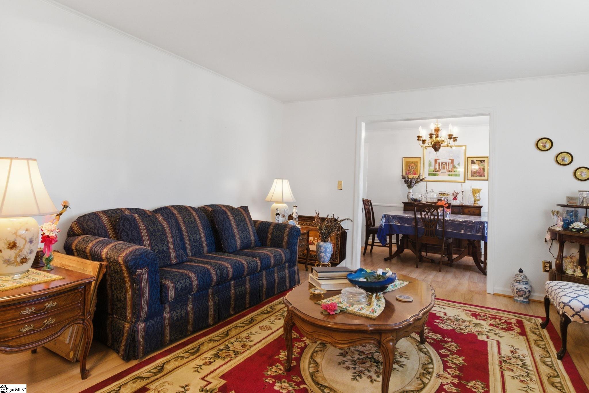 2 Elkhorn Drive Greenville, SC 29617-7425
