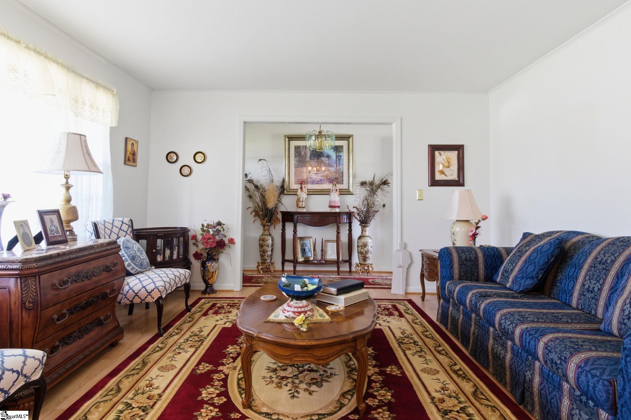 2 Elkhorn Drive Greenville, SC 29617-7425