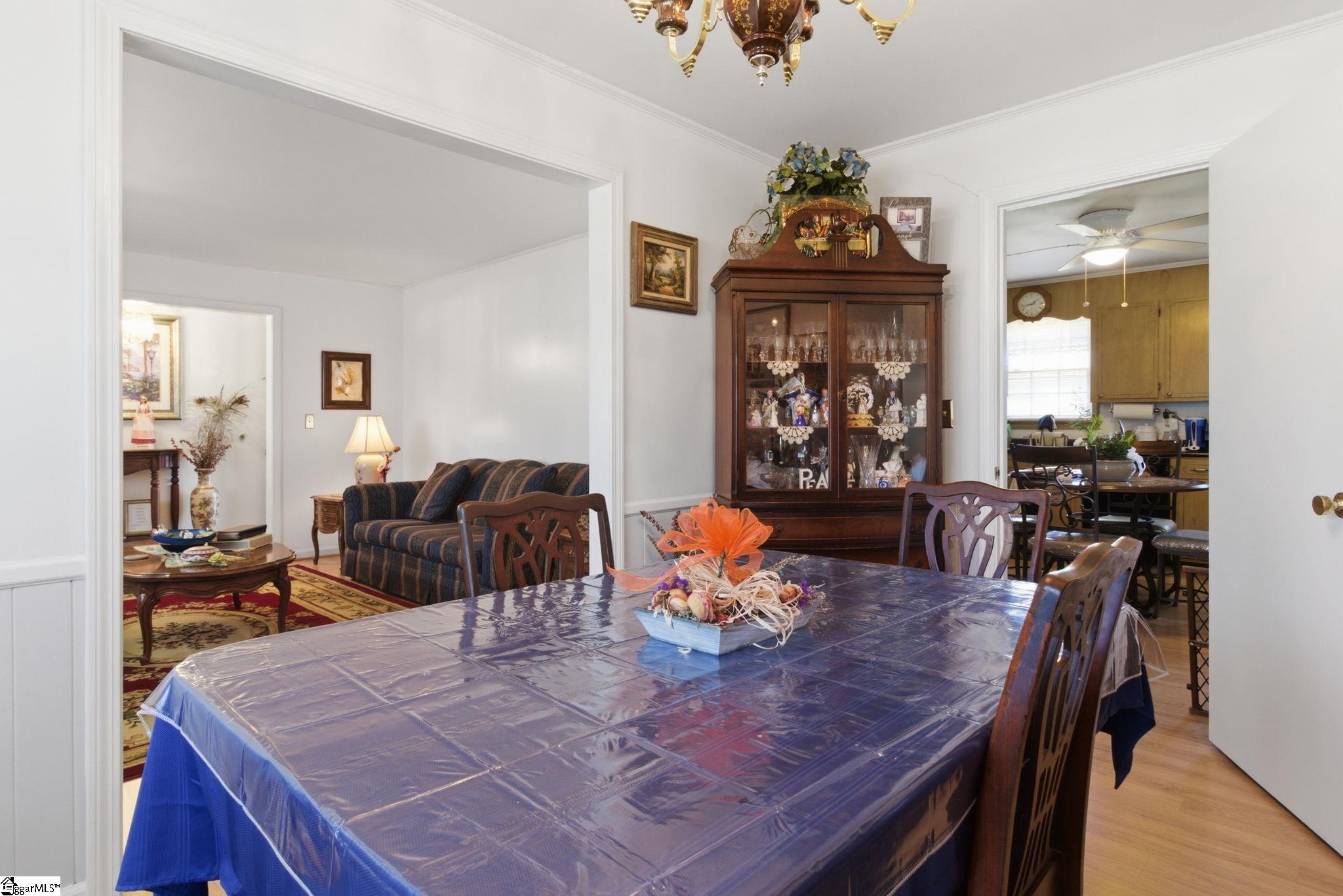 2 Elkhorn Drive Greenville, SC 29617-7425