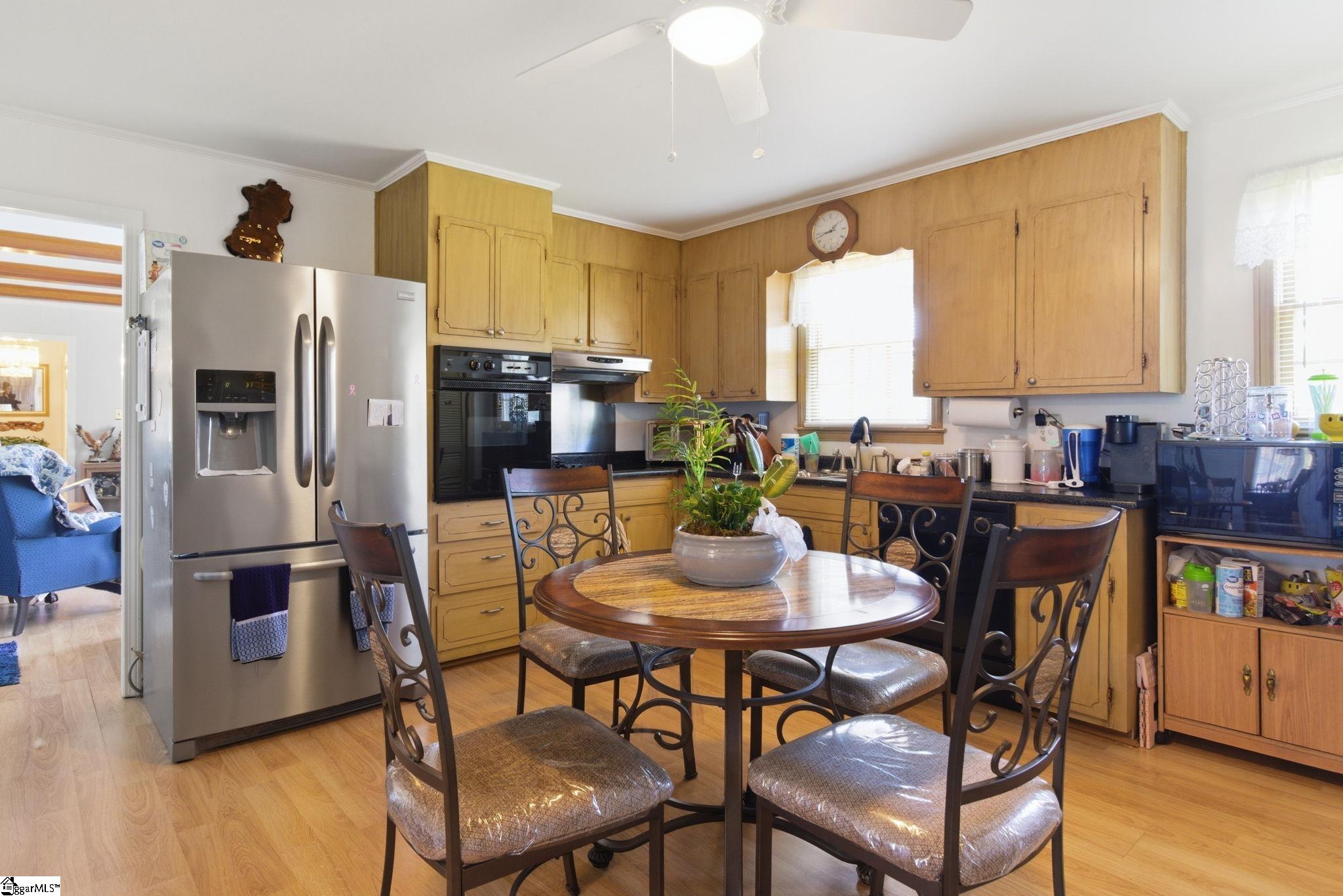 2 Elkhorn Drive Greenville, SC 29617-7425