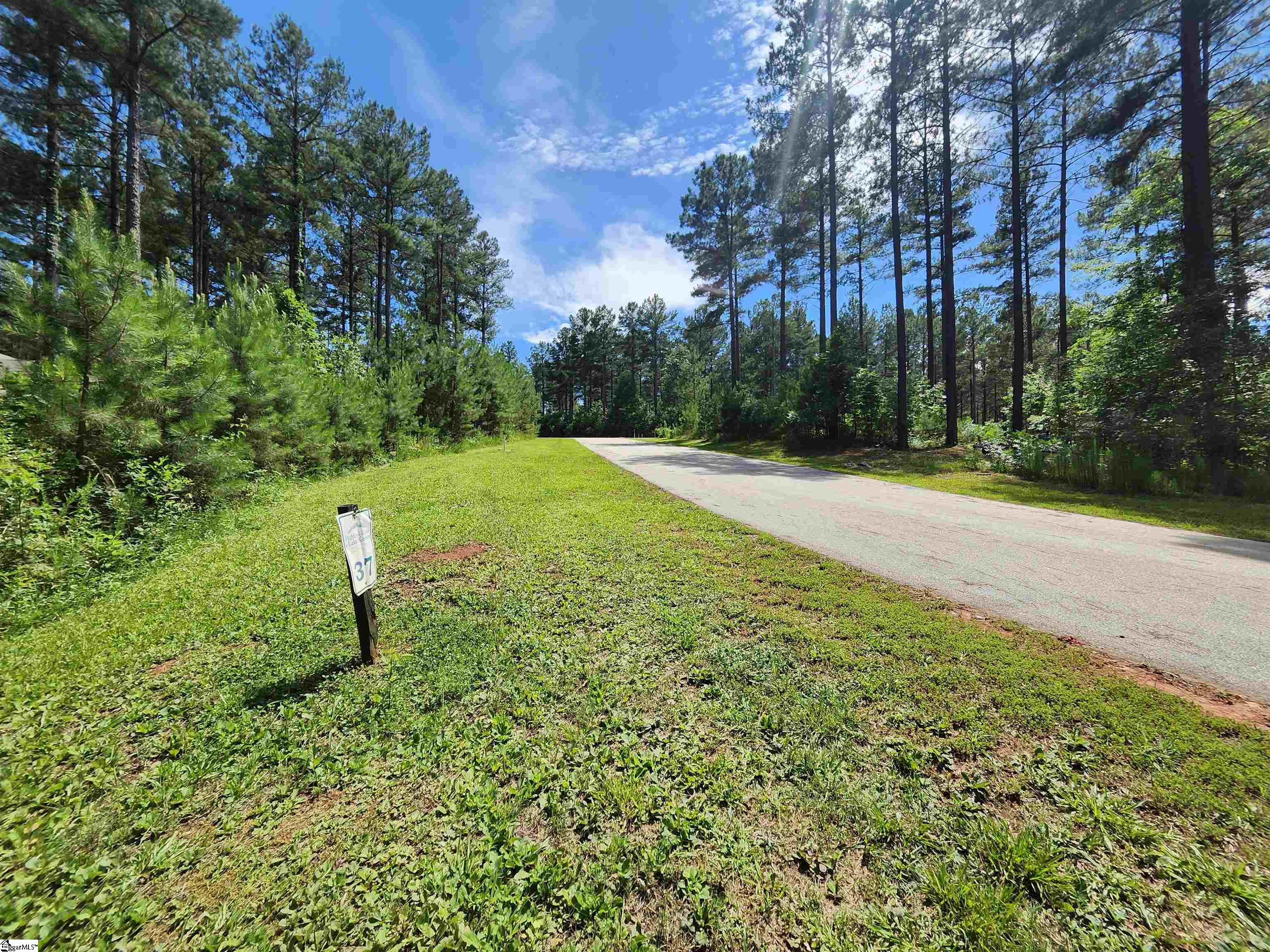 High Hampton Road UNIT Lot 37 Highland Shores at Keowee Salem, SC 29676