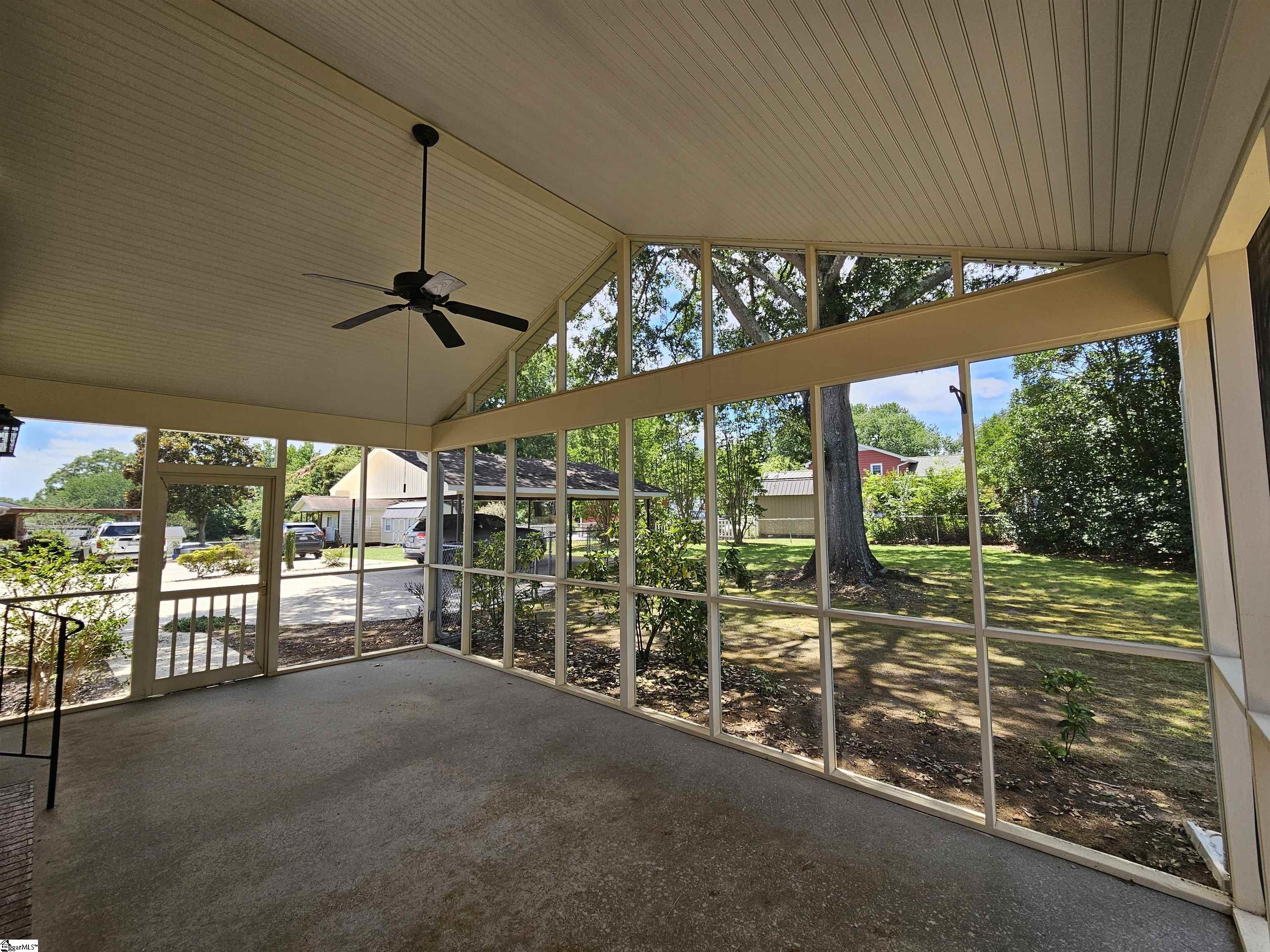233 Balfer Drive Greenville, SC 29615