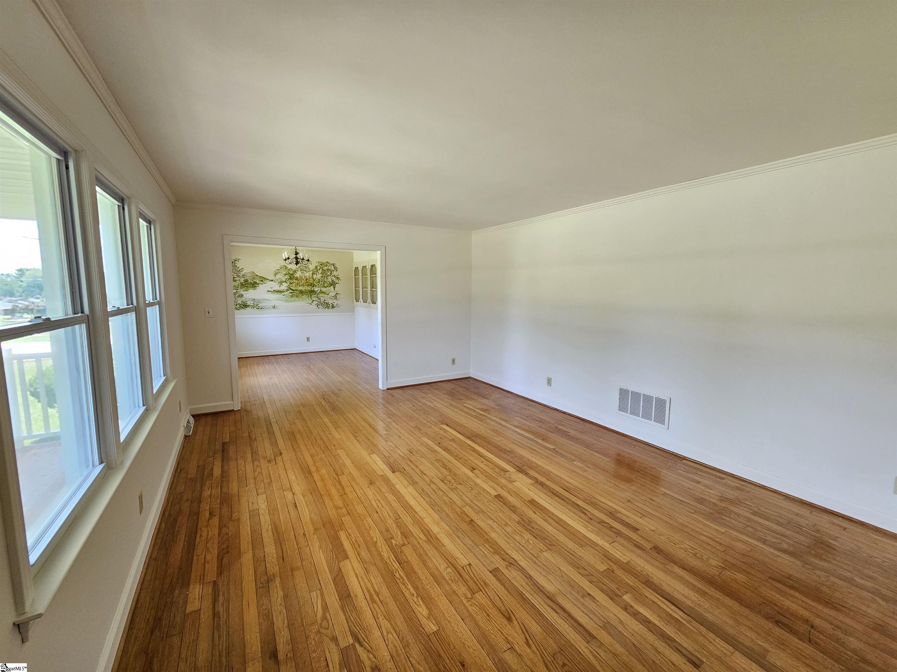 233 Balfer Drive Greenville, SC 29615