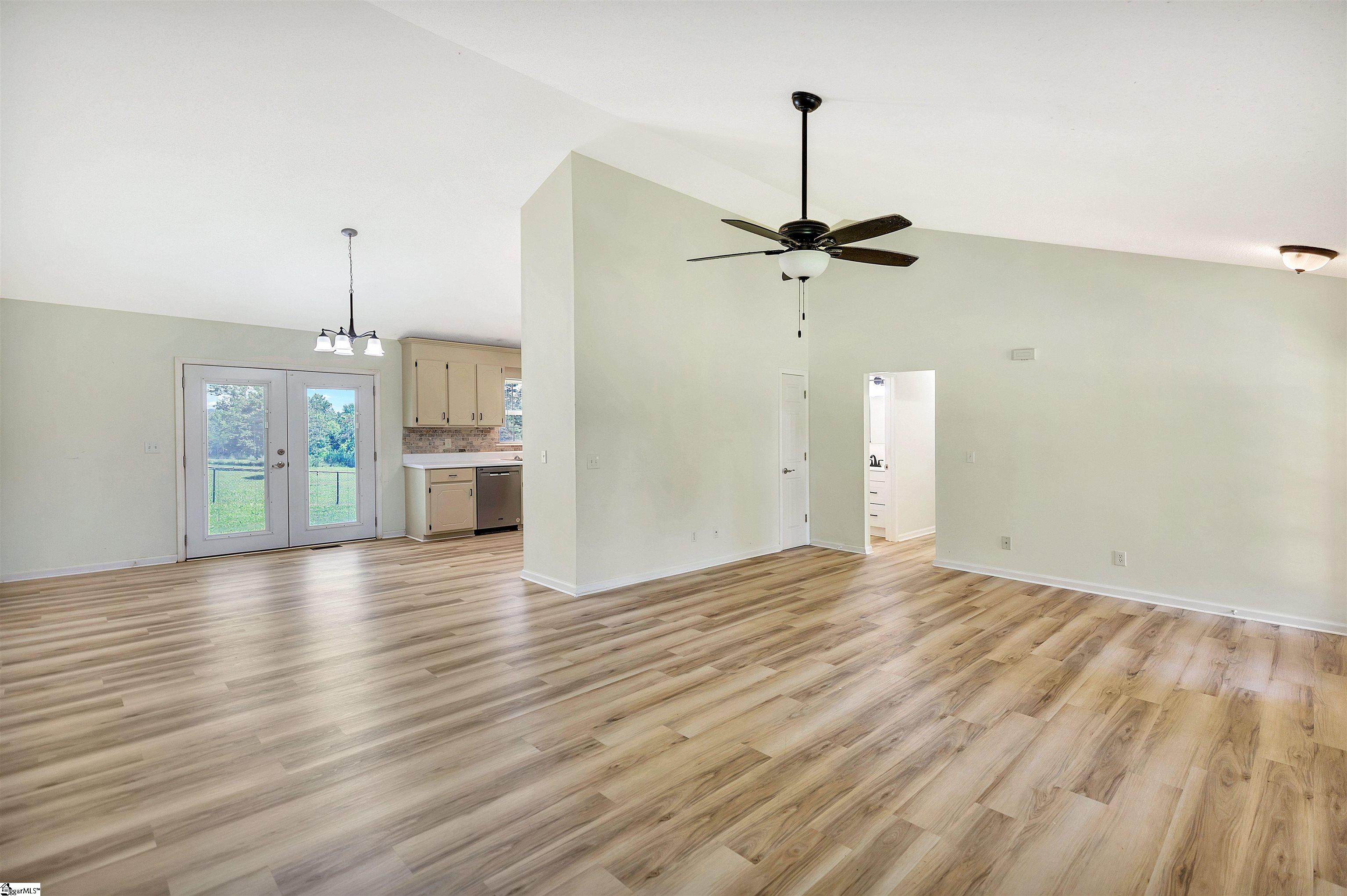 1950 Shackleburg Road Anderson, SC 29621