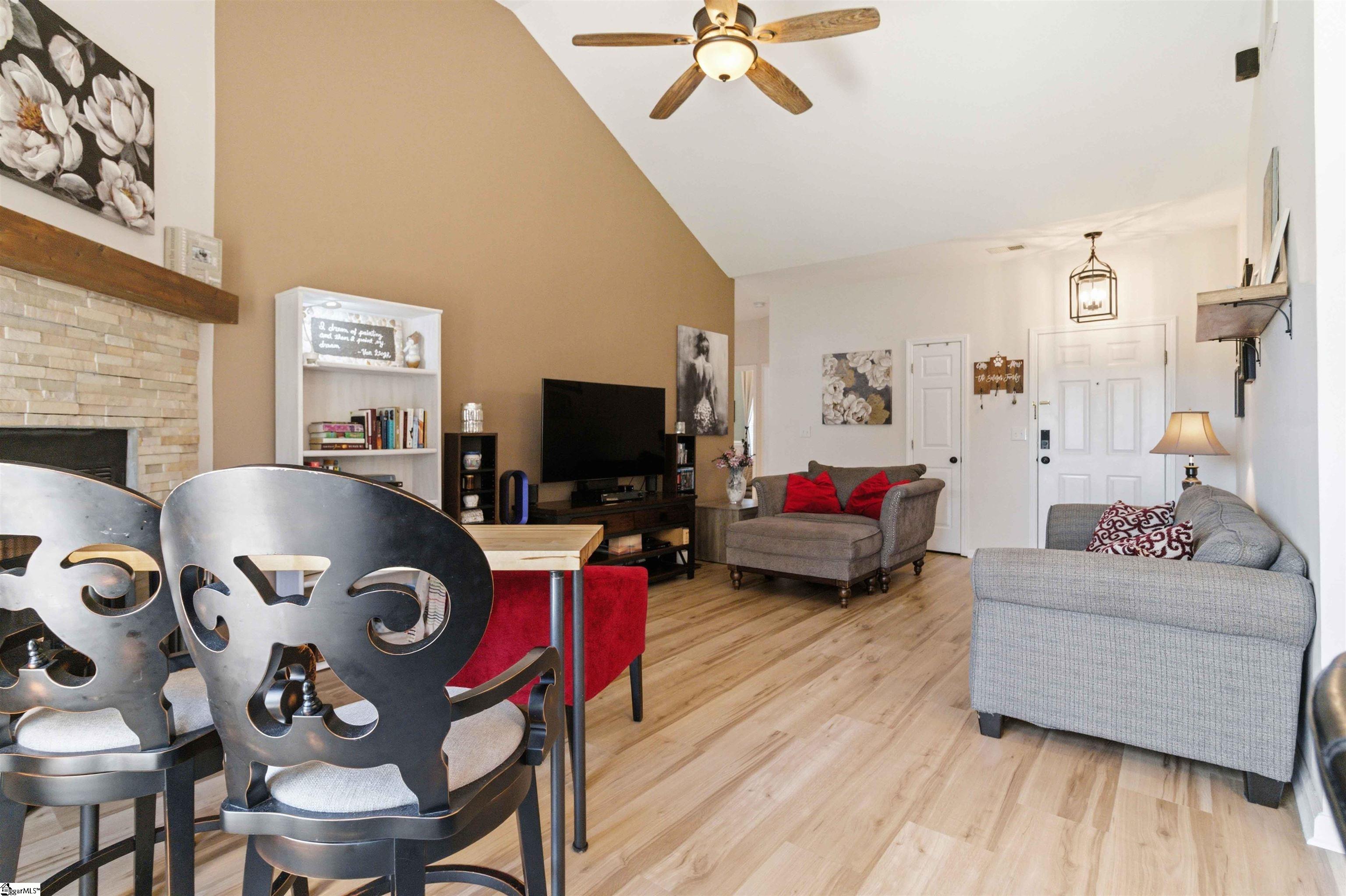 226 Glen Crest Drive Moore, SC 29369