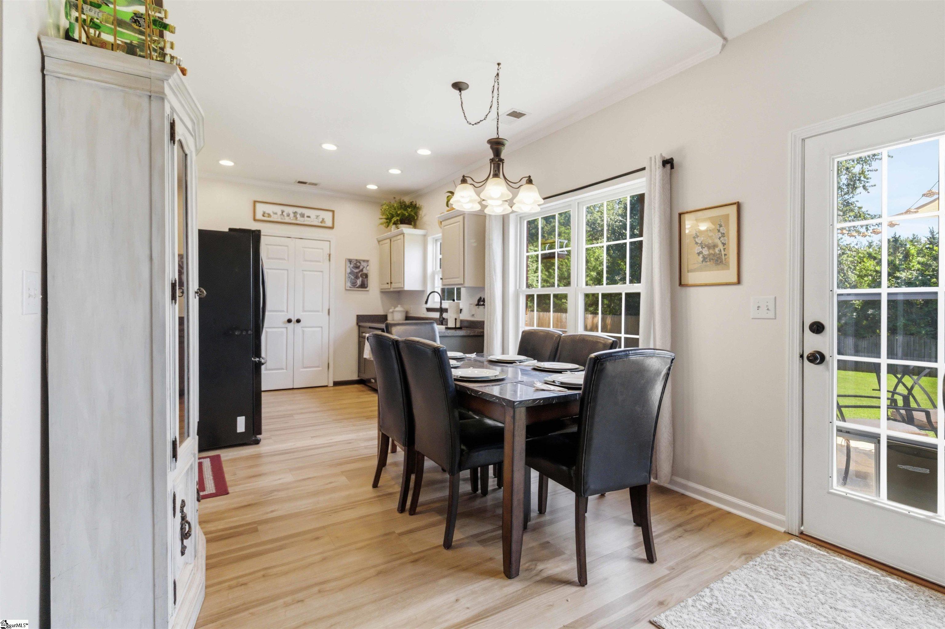 226 Glen Crest Drive Moore, SC 29369