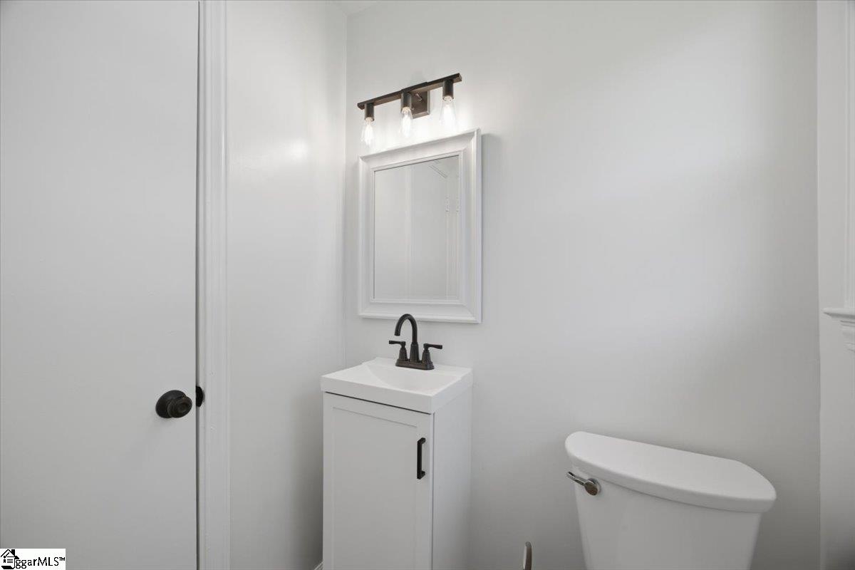 15 Duncan Road Greenville, SC 29617