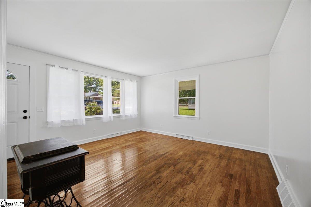 15 Duncan Road Greenville, SC 29617