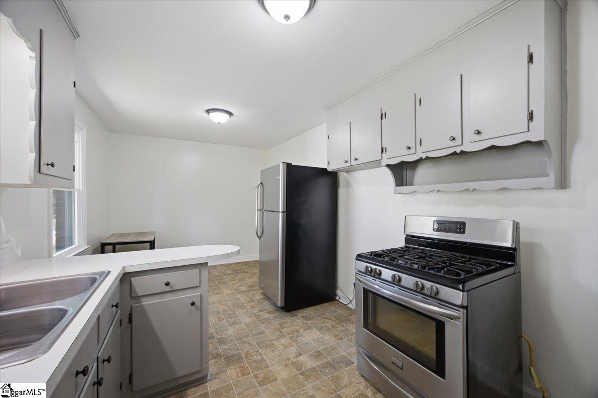 15 Duncan Road Greenville, SC 29617