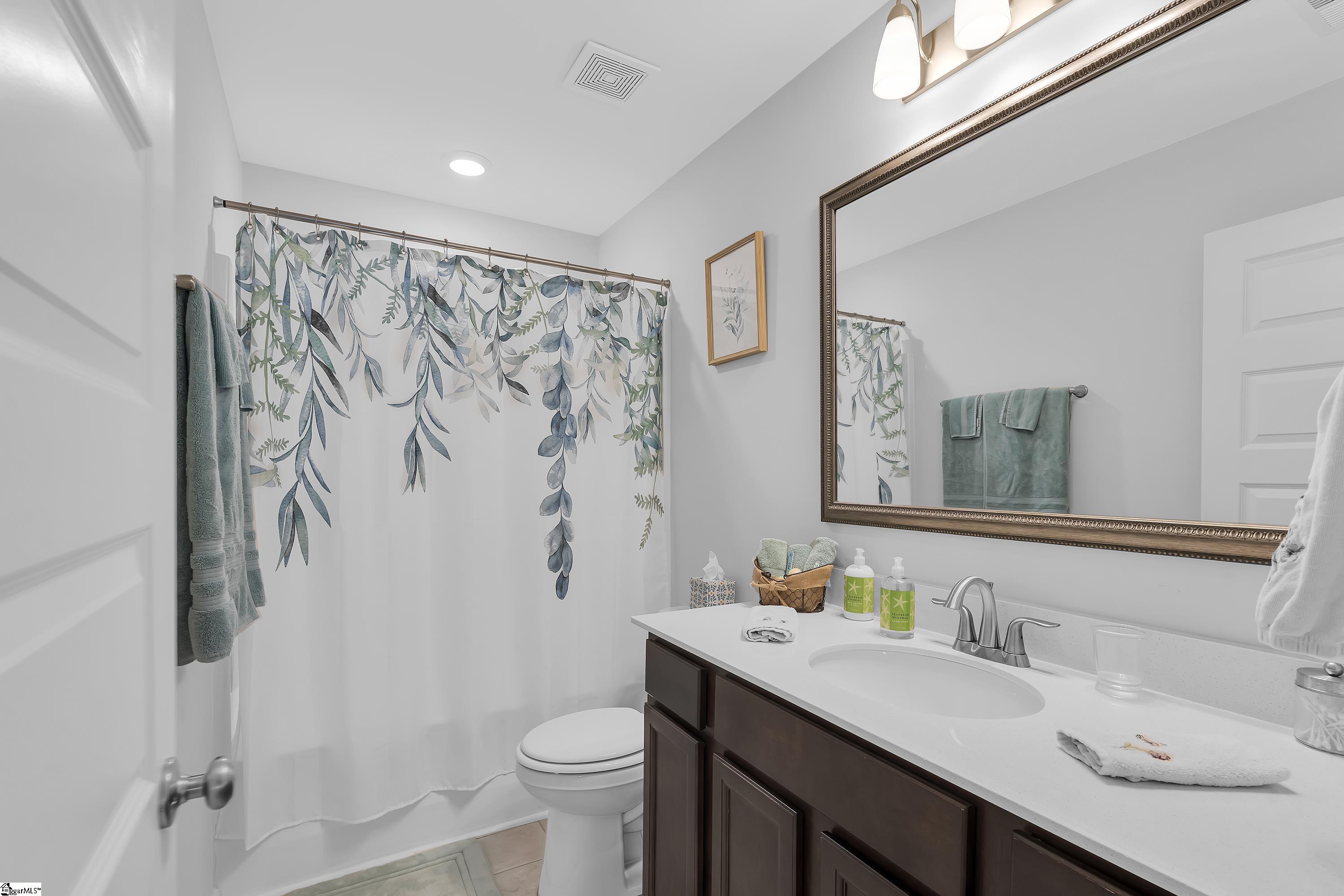 4142 Crest Ridge Lane Boiling Springs, SC 29316