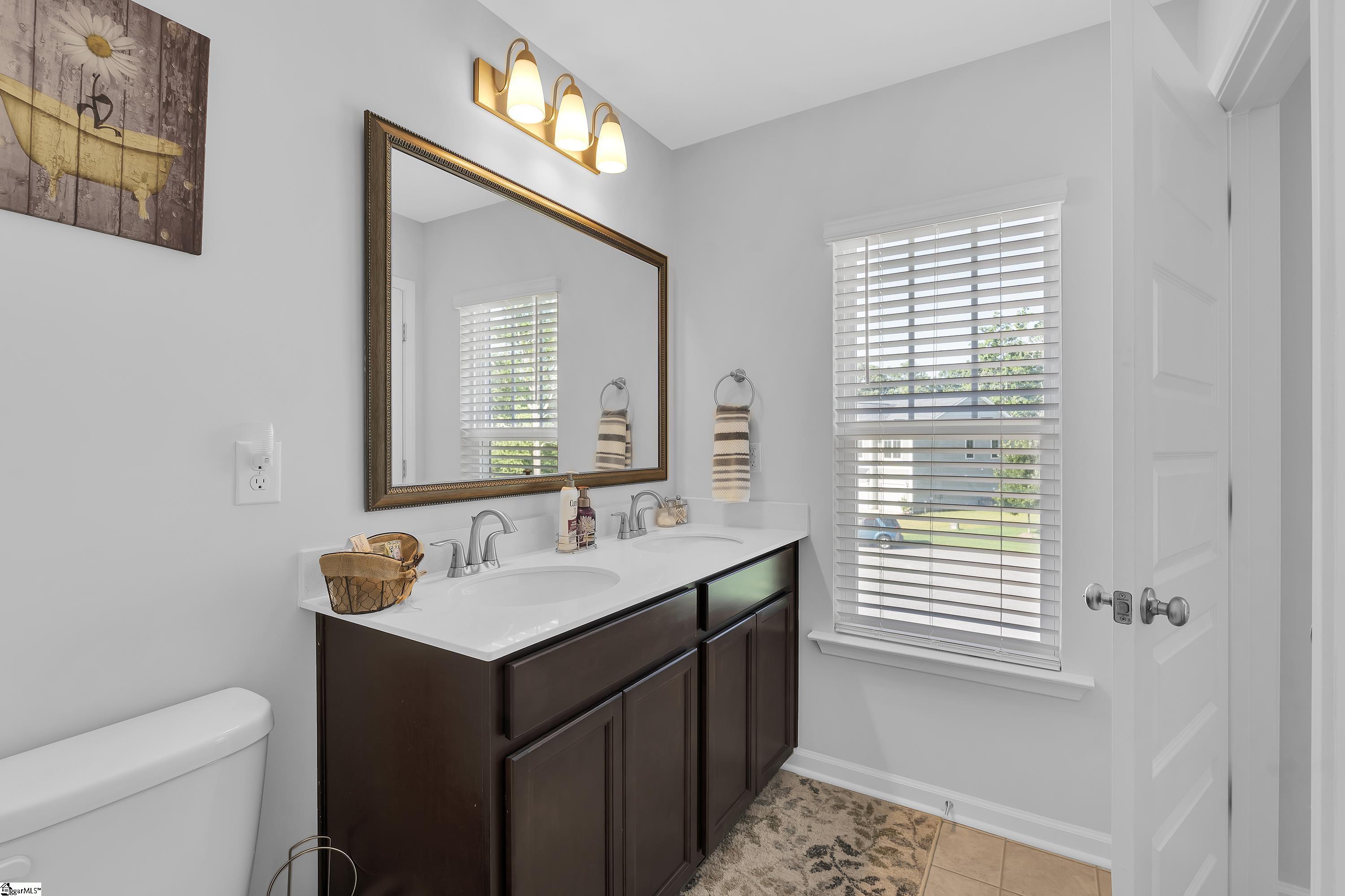4142 Crest Ridge Lane Boiling Springs, SC 29316