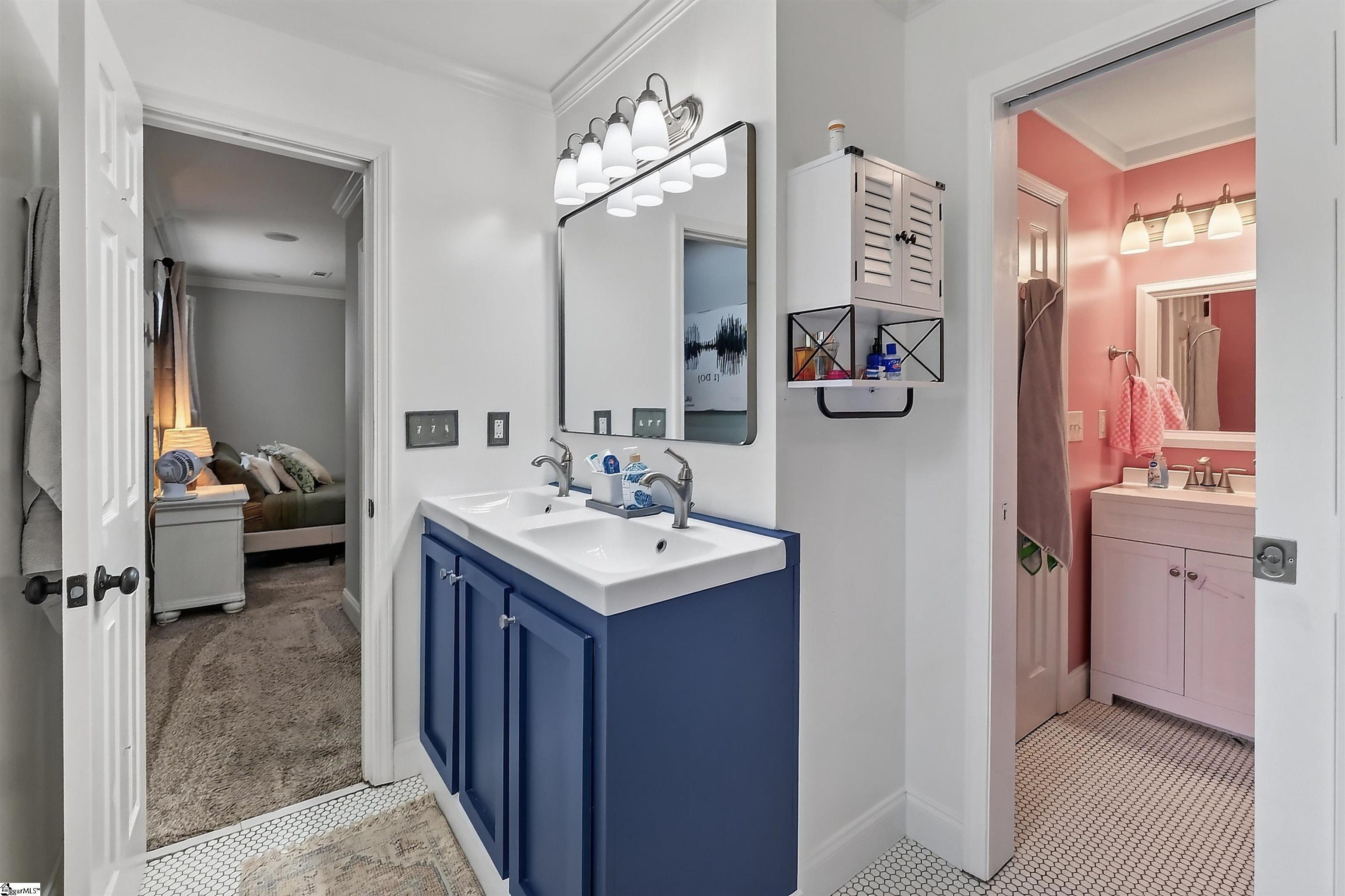208 Charmar Way, Taylors SC 29687