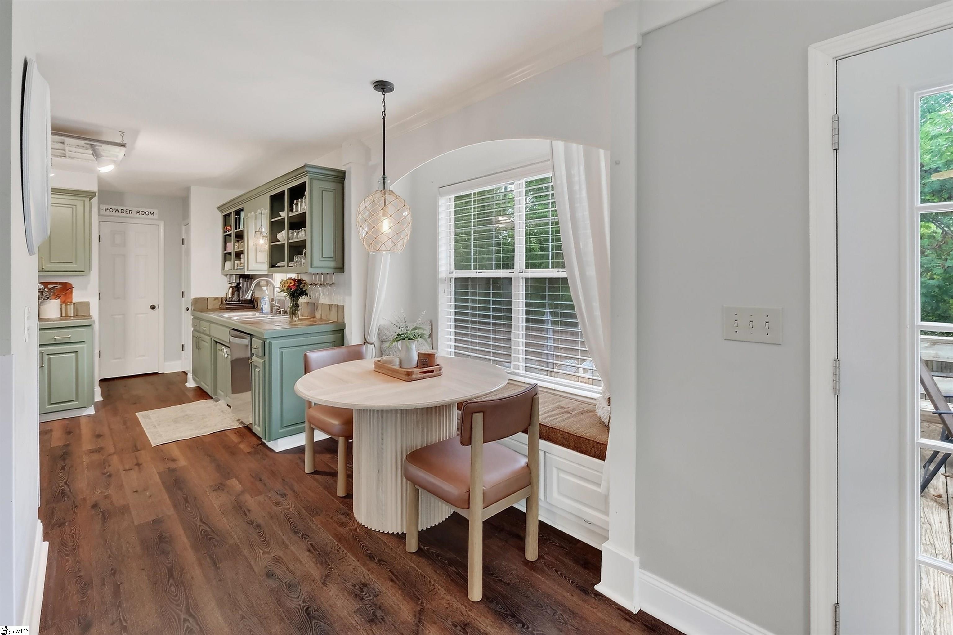 208 Charmar Way, Taylors SC 29687