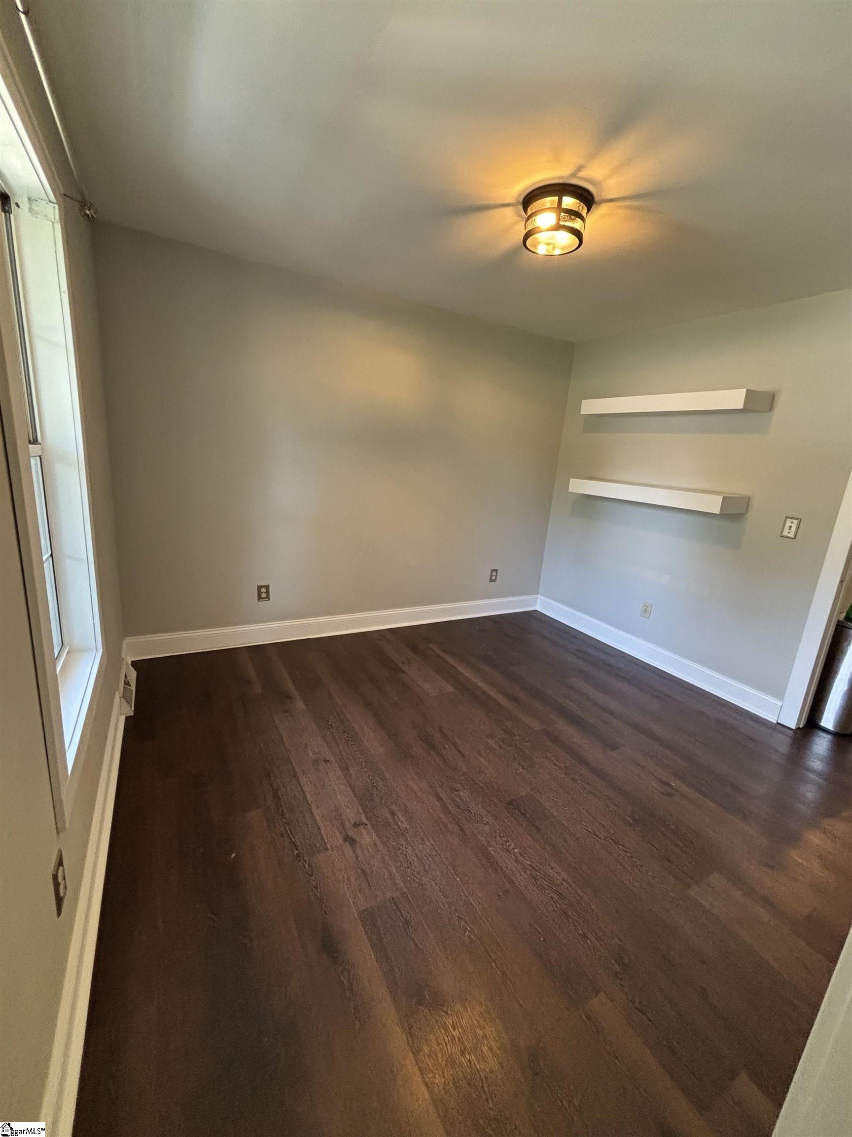 208 Charmar Way Taylors, SC 29687