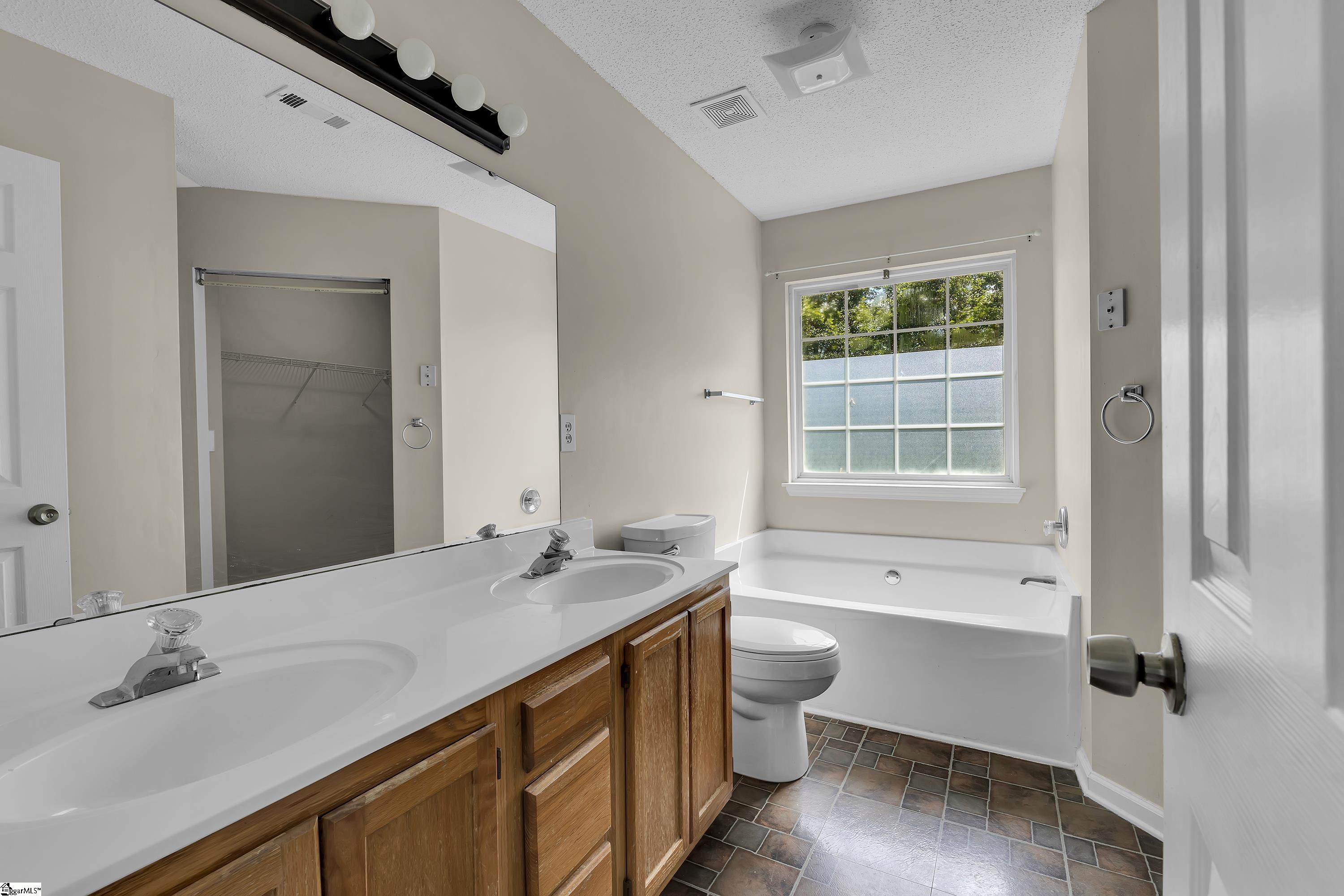 342 Riverside Chase Circle Greer, SC 29650