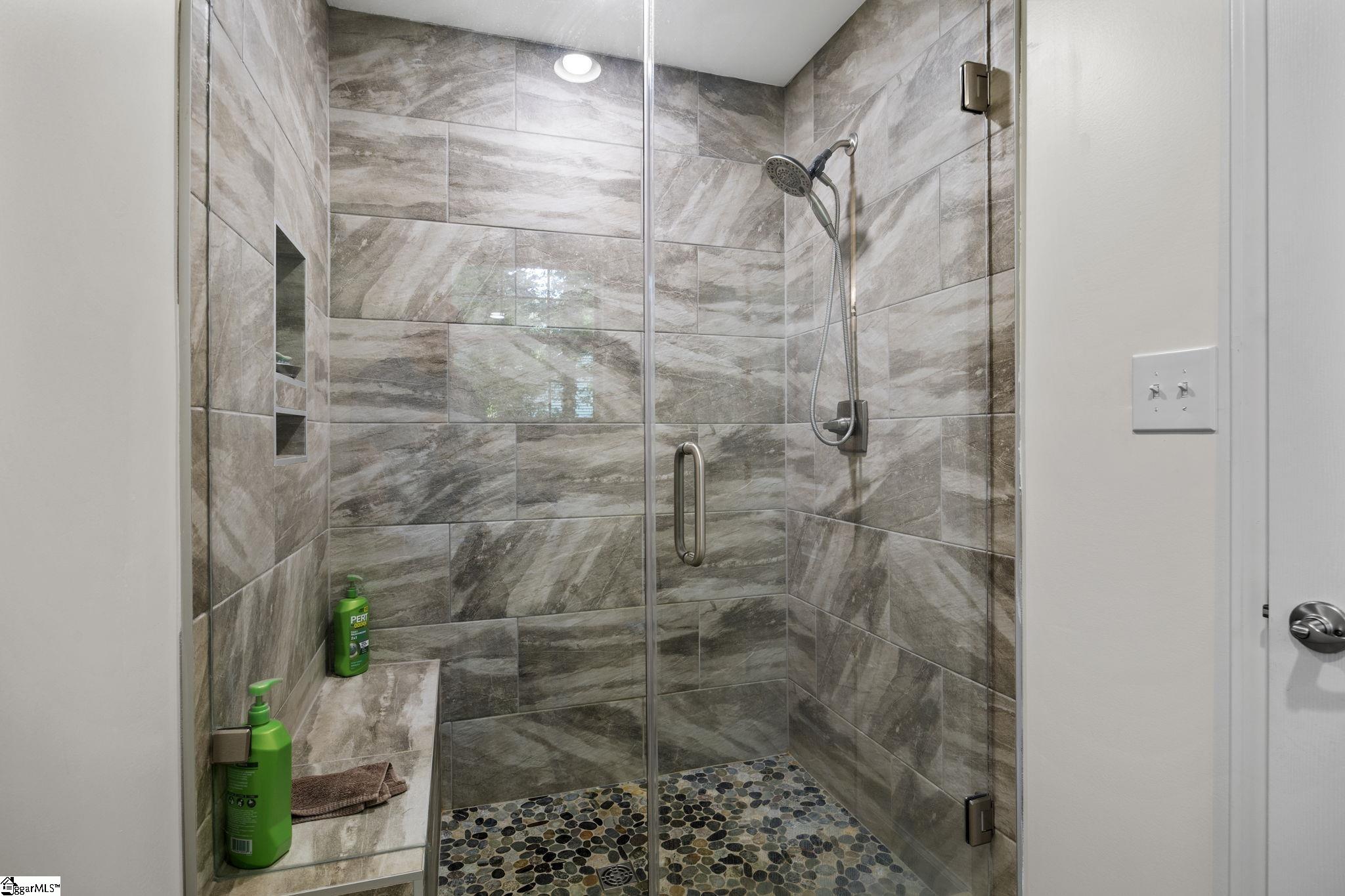 121 Confederate Lane Greer, SC 29651