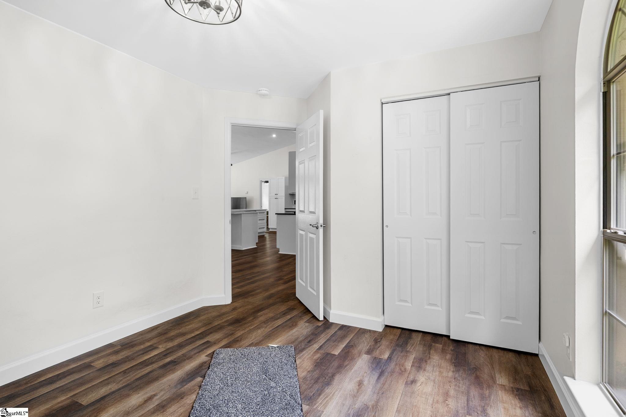 121 Confederate Lane Greer, SC 29651
