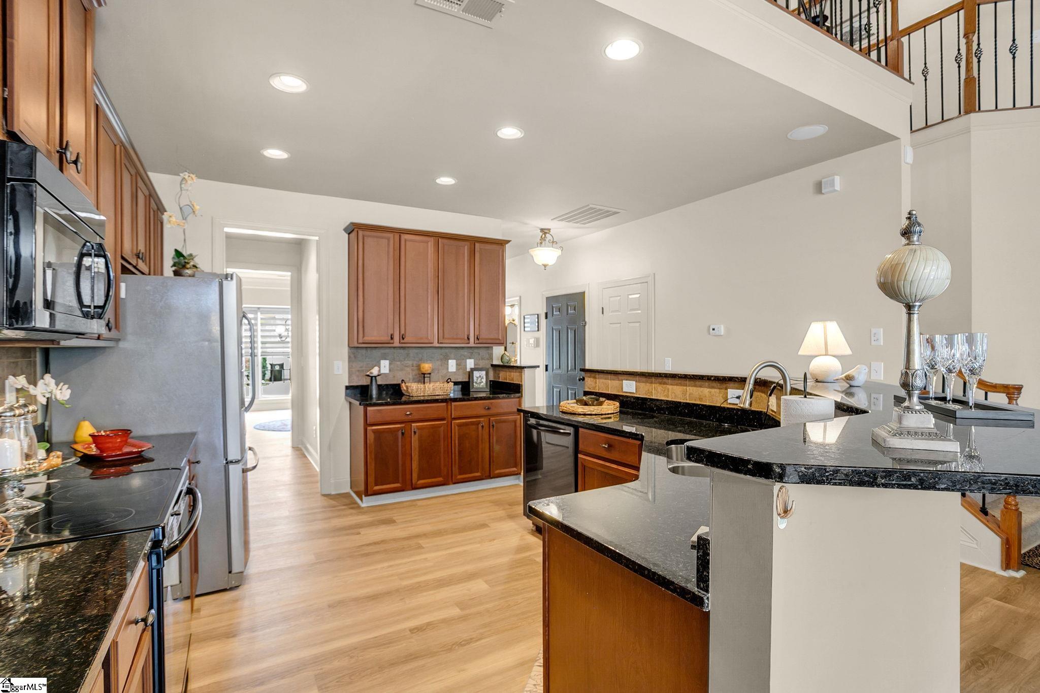 28 Dillworth Court Simpsonville, SC 29681