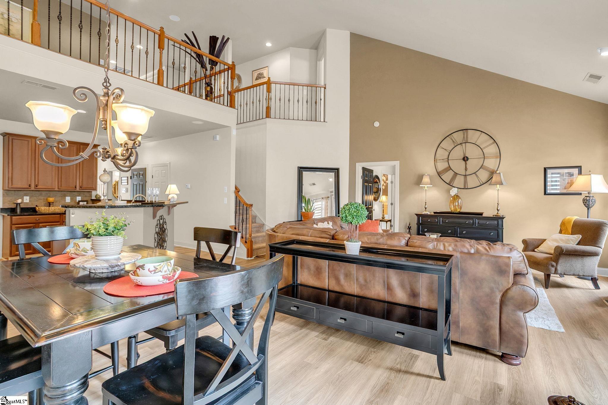 28 Dillworth Court Simpsonville, SC 29681