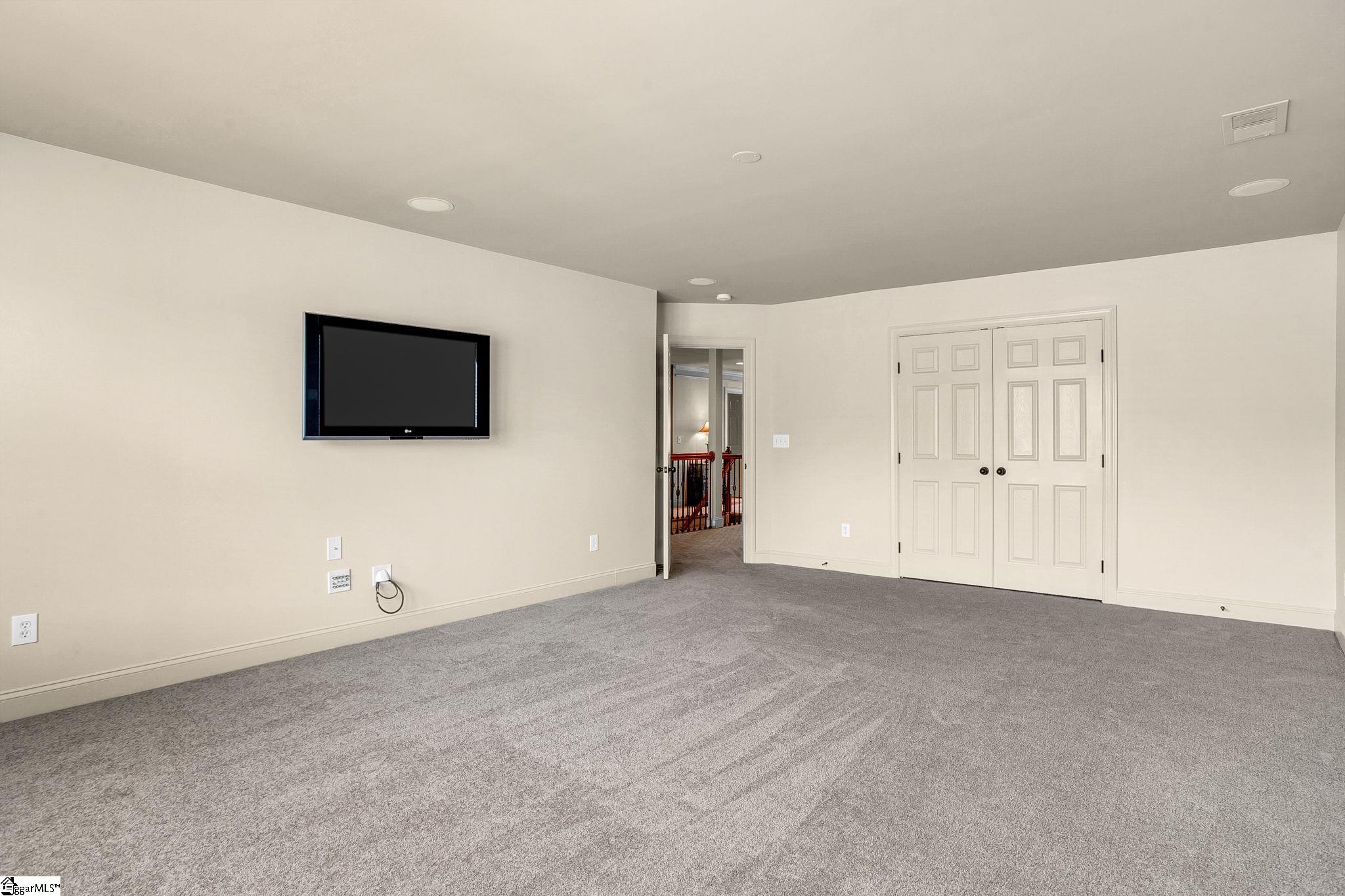28 Dillworth Court Simpsonville, SC 29681