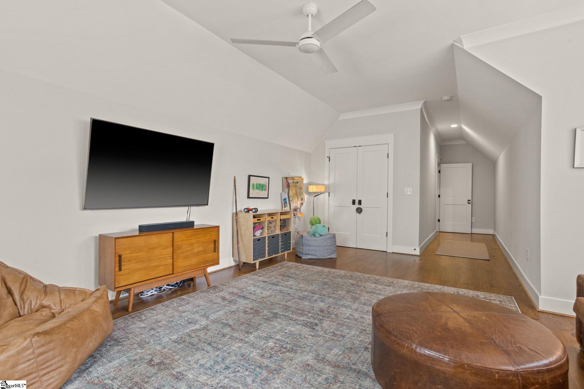 110 Newman Street Greenville, SC 29601