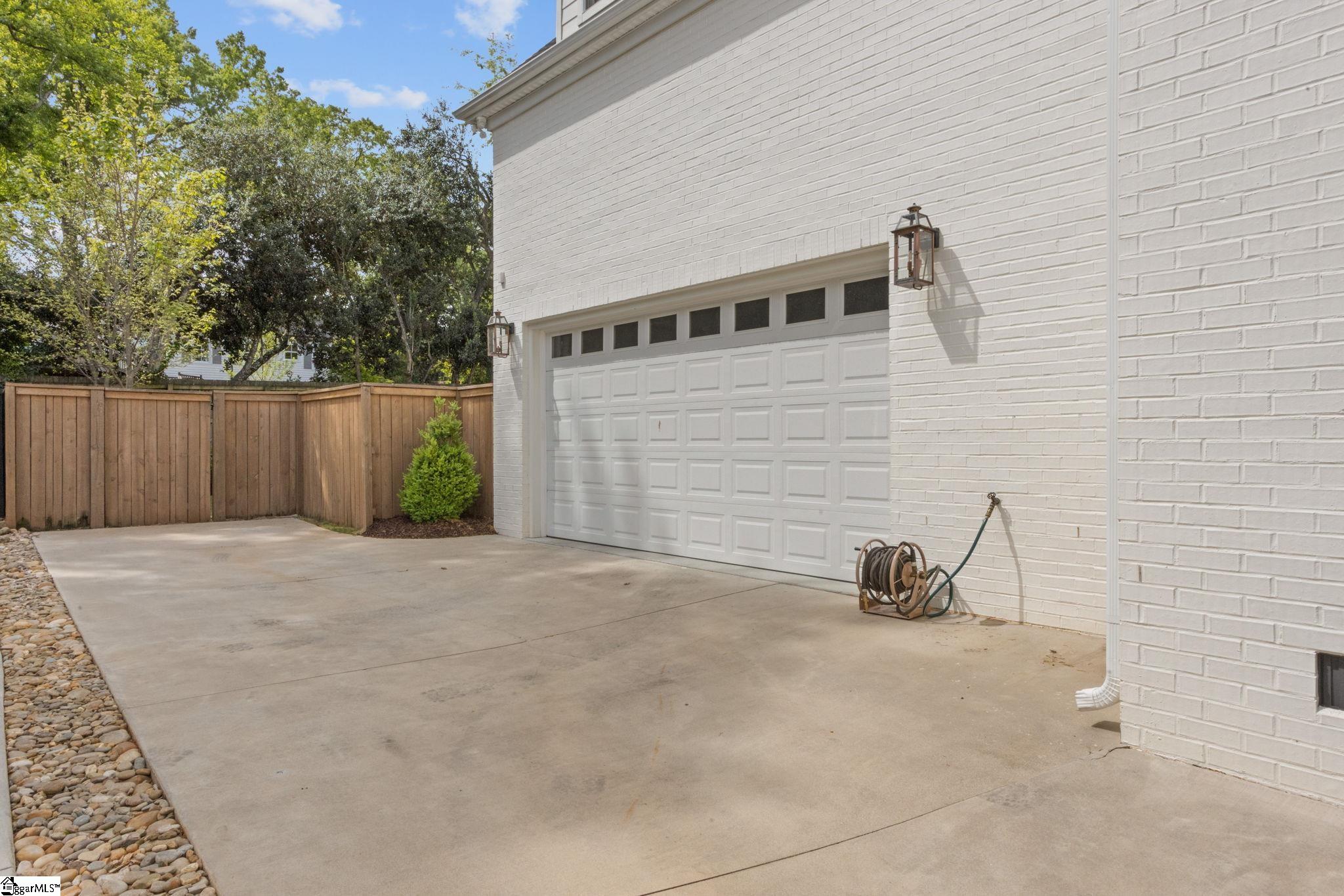 110 Newman Street Greenville, SC 29601