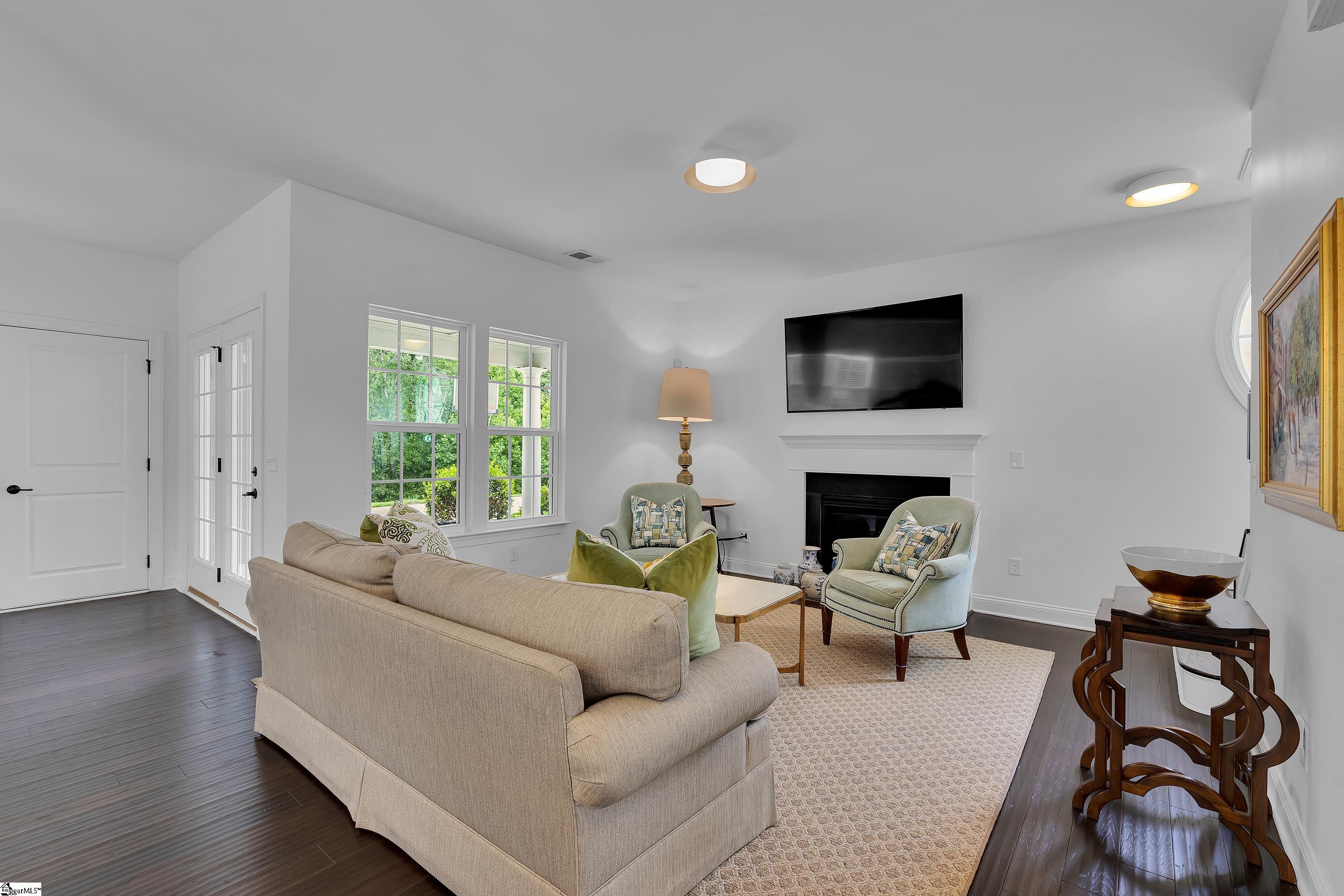 215 Algonquin Trail Greenville, SC 29607