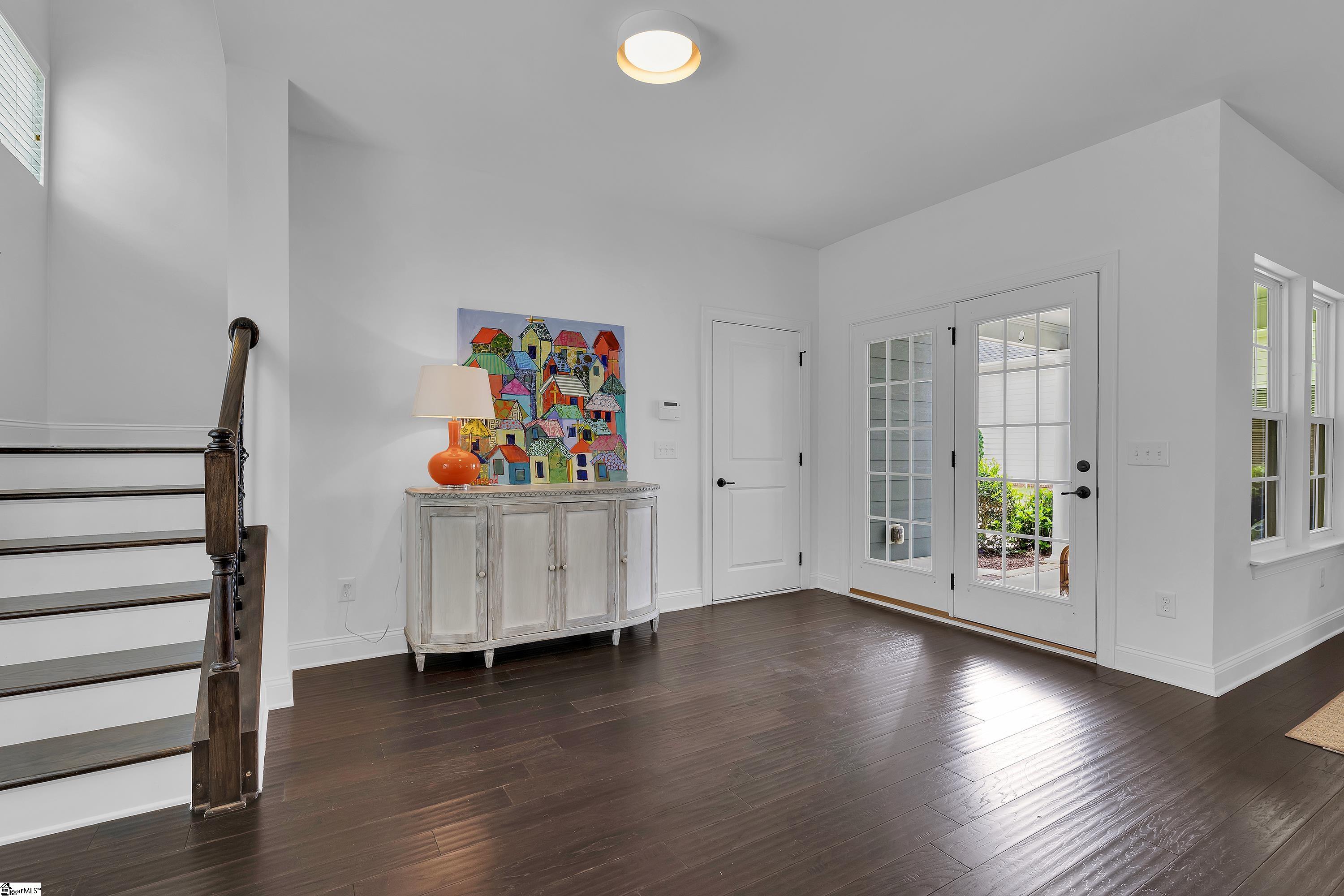 215 Algonquin Trail Greenville, SC 29607