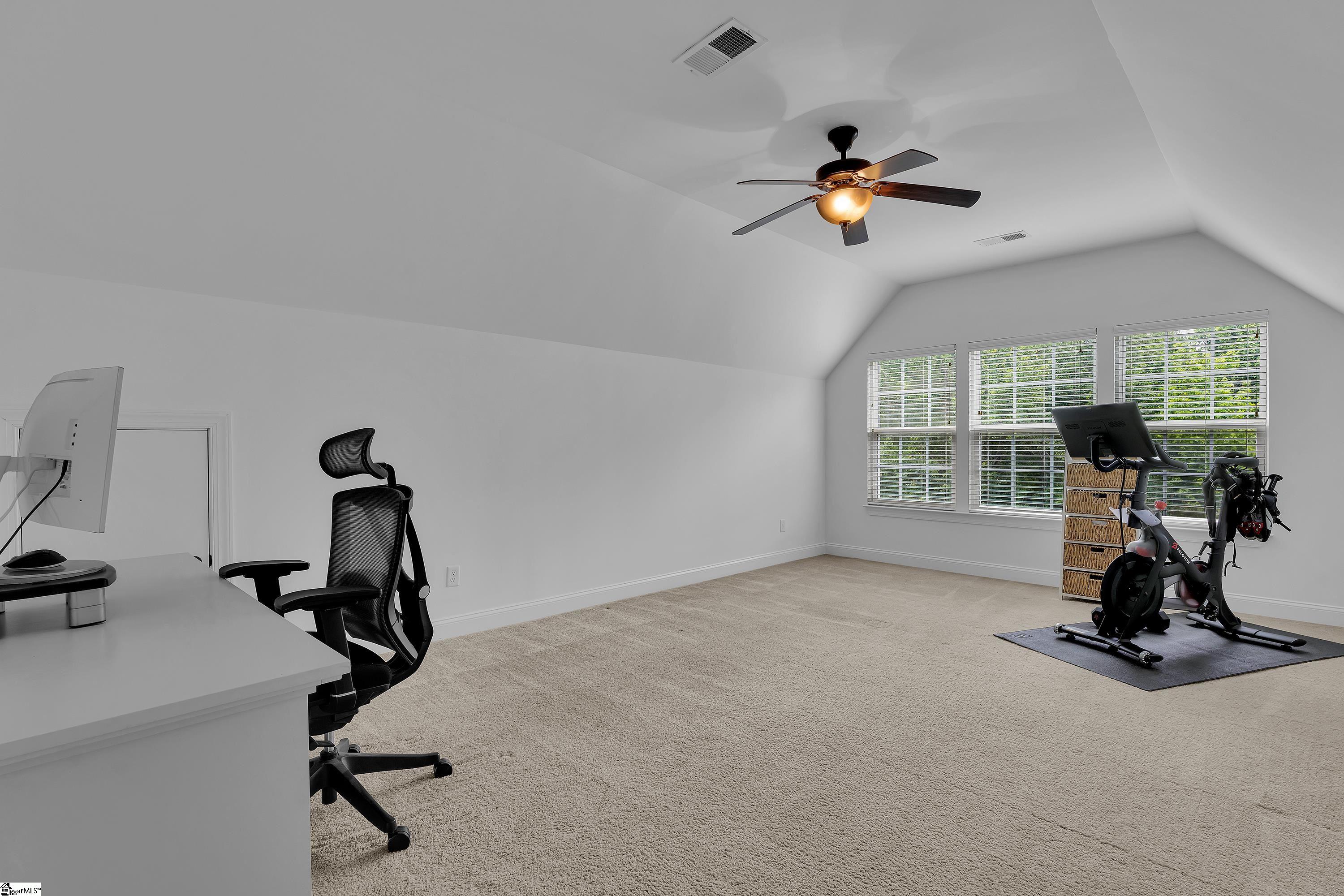 215 Algonquin Trail Greenville, SC 29607
